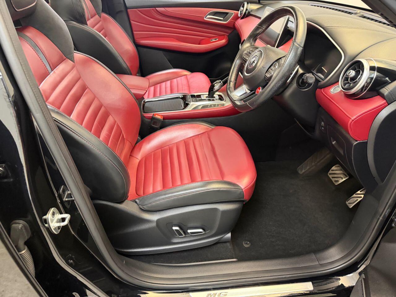 MG MG HS view 17