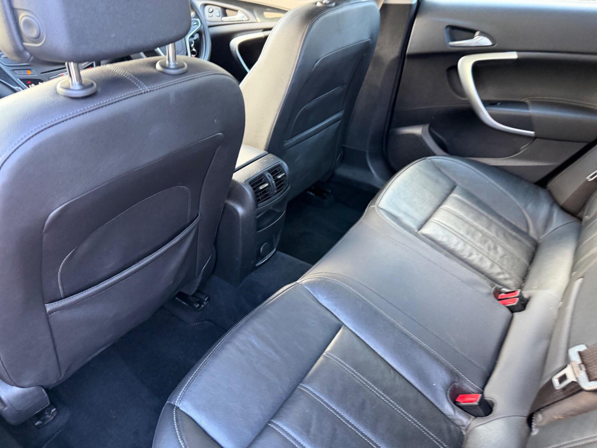 Vauxhall Insignia view 28