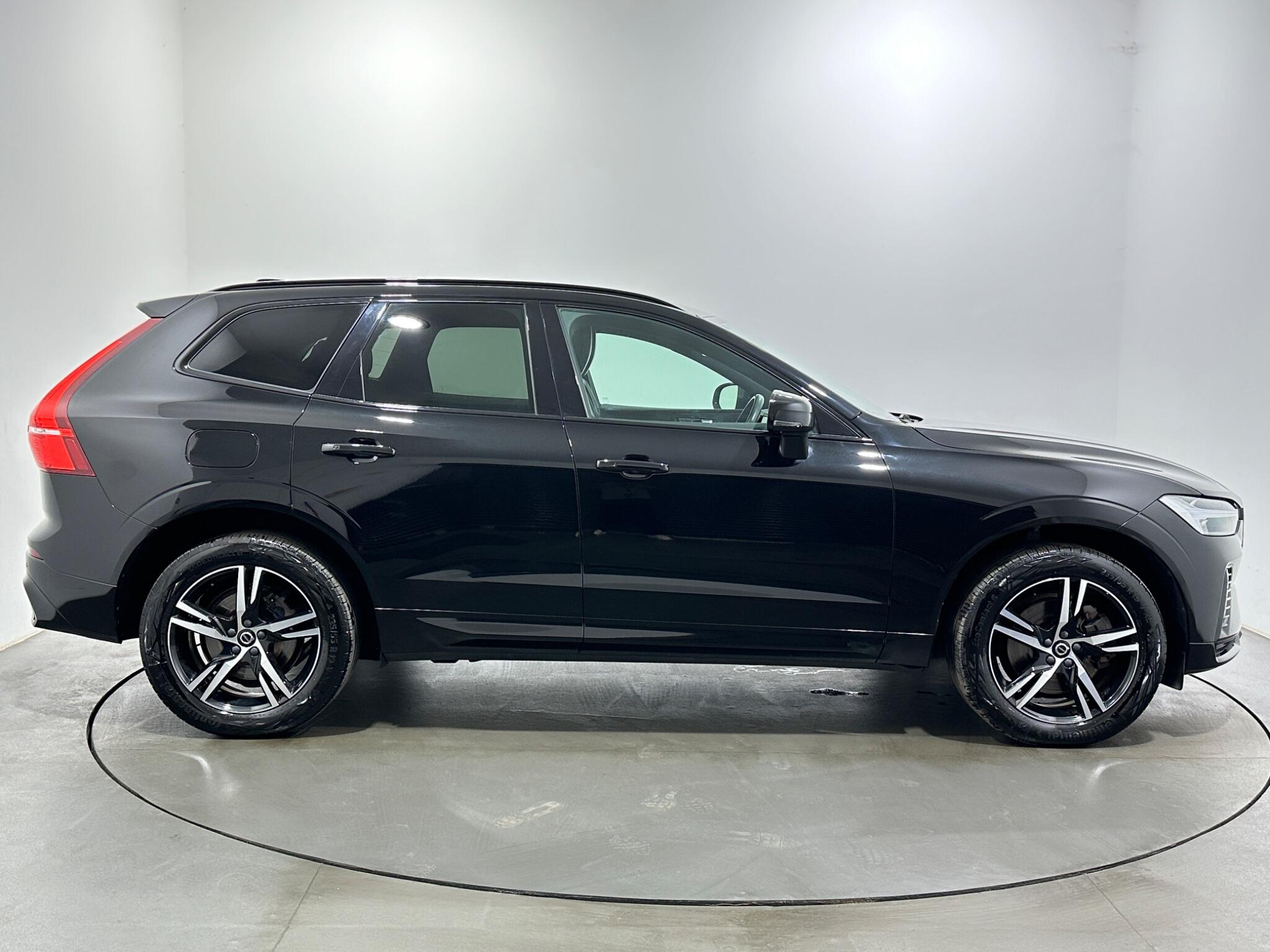 Volvo XC60 view 9