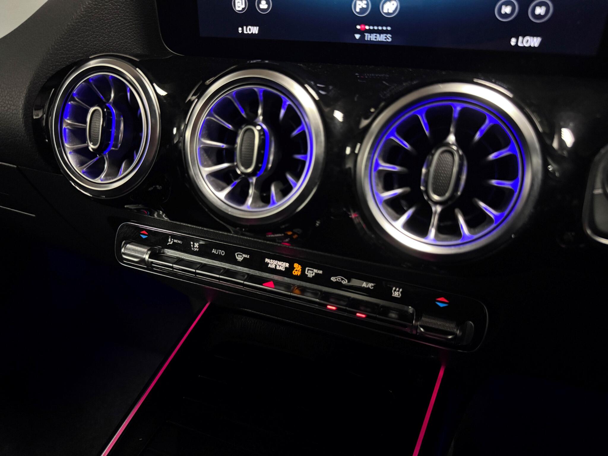Mercedes-Benz Eqa view 40