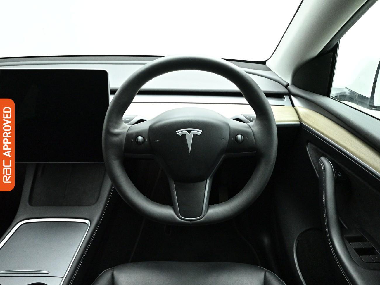 Tesla Model Y view 10