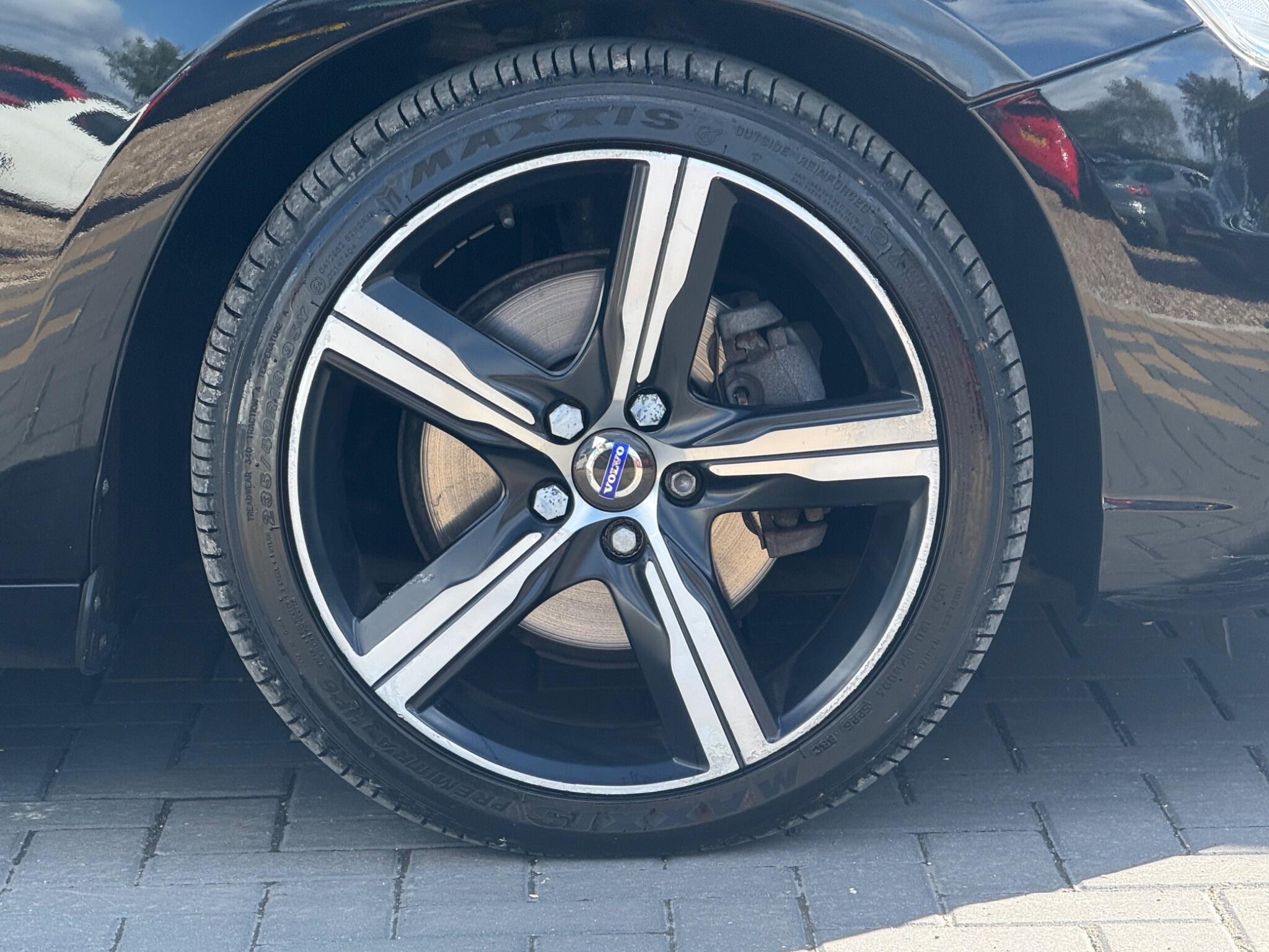 Volvo V60 view 13