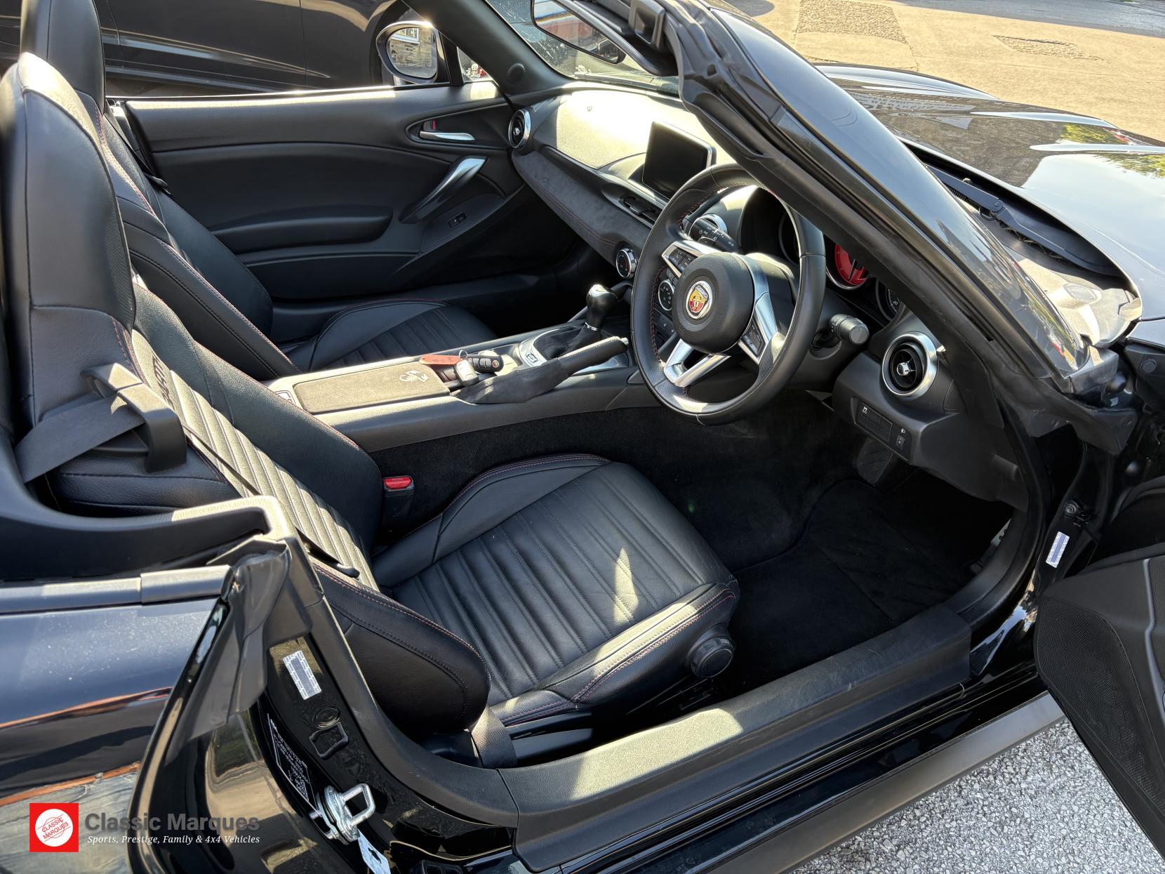 Abarth 124 Spider view 2