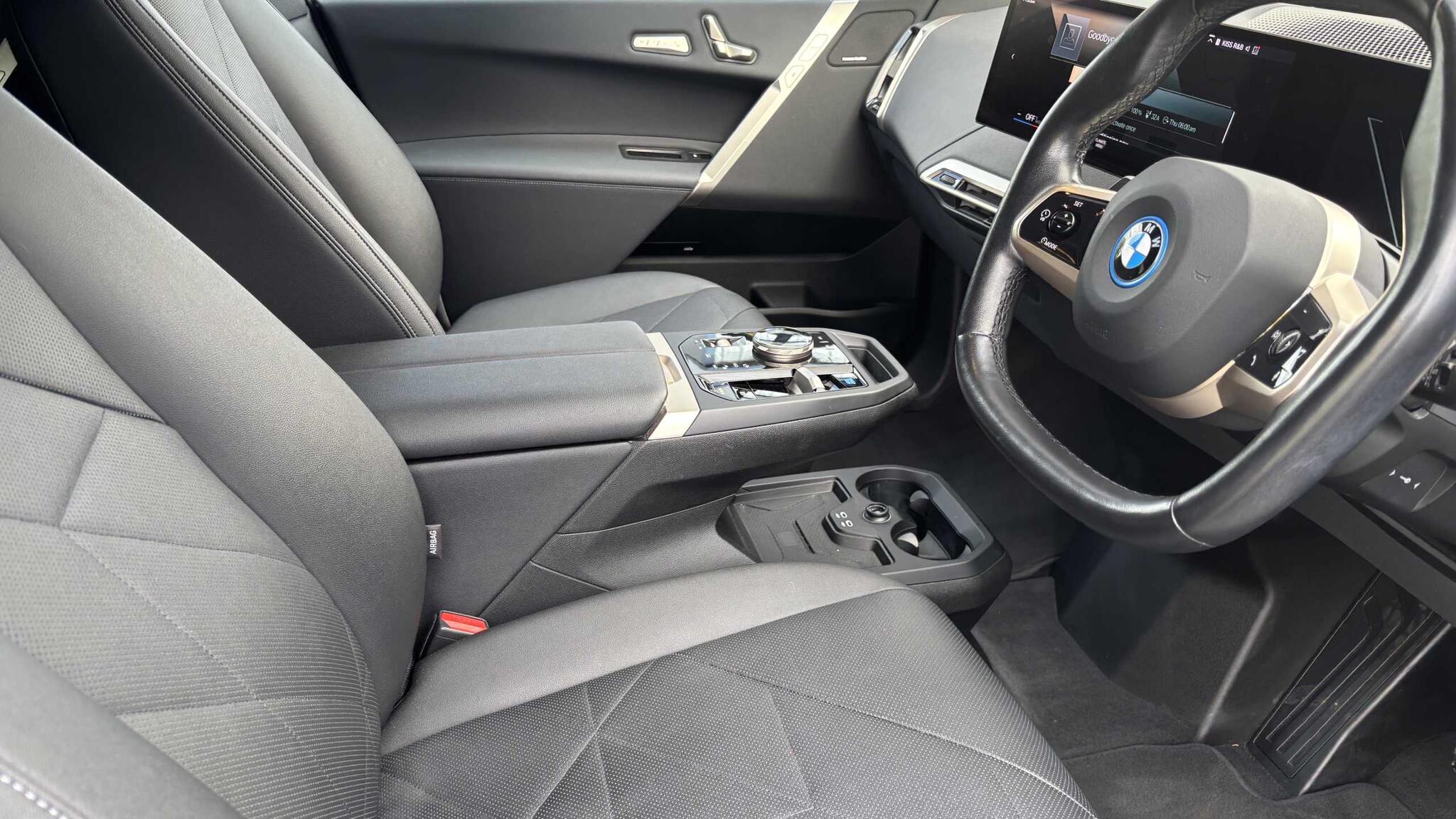 BMW iX view 31
