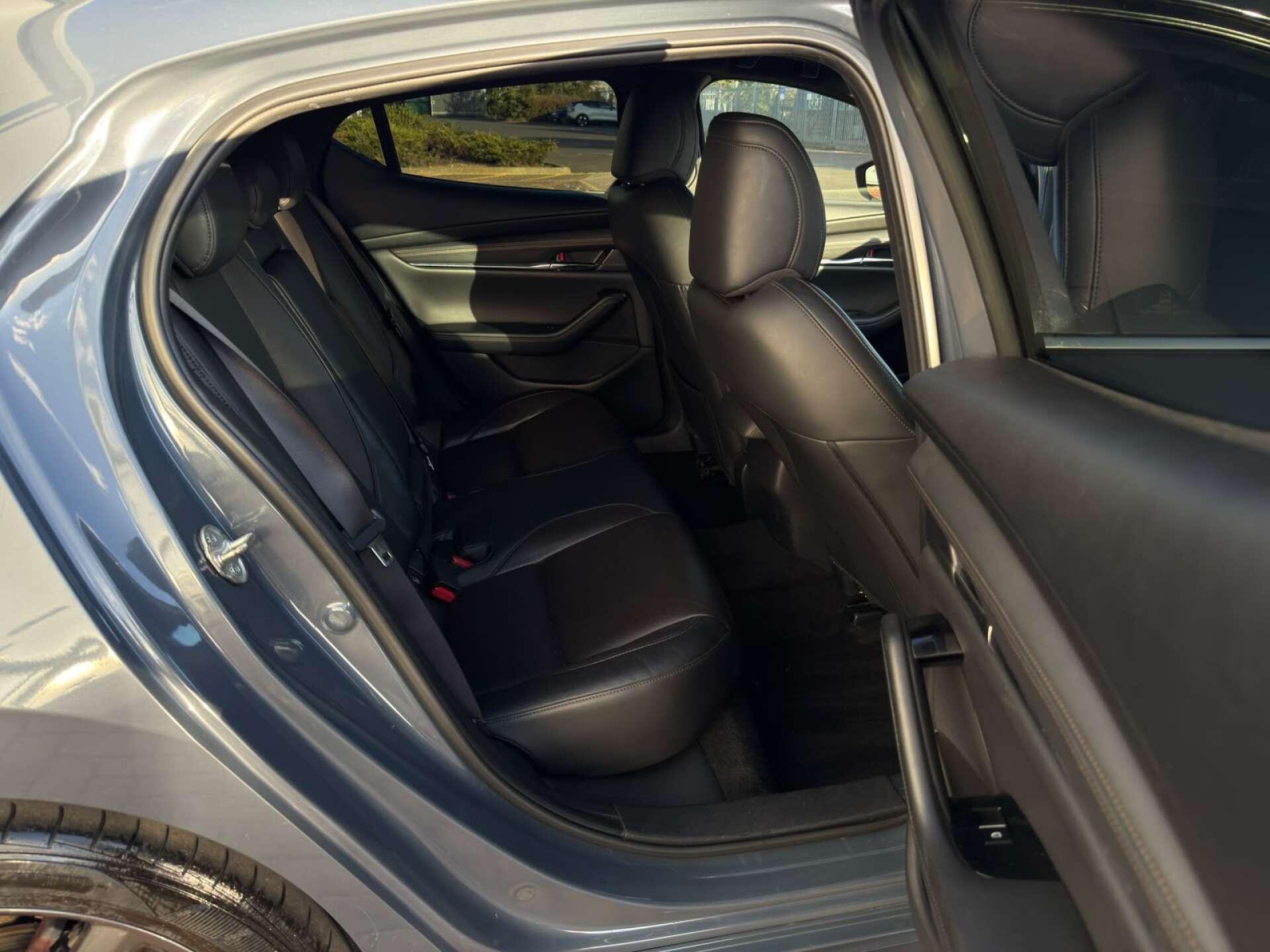 Mazda Skyactiv-G view 32