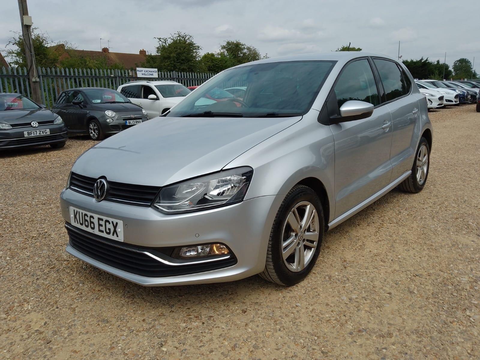 Volkswagen Polo view 6