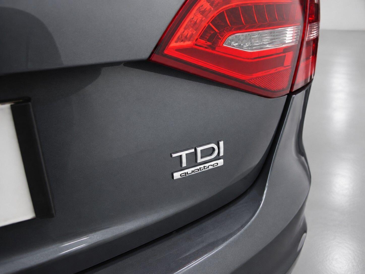 Audi A4 view 20