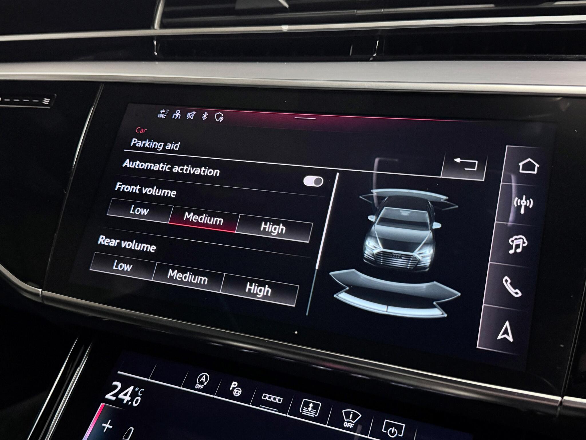 Audi A8 view 49