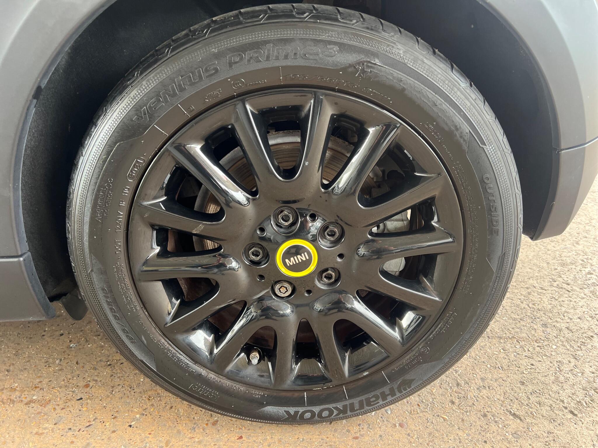 Mini Electric Hatch view 22