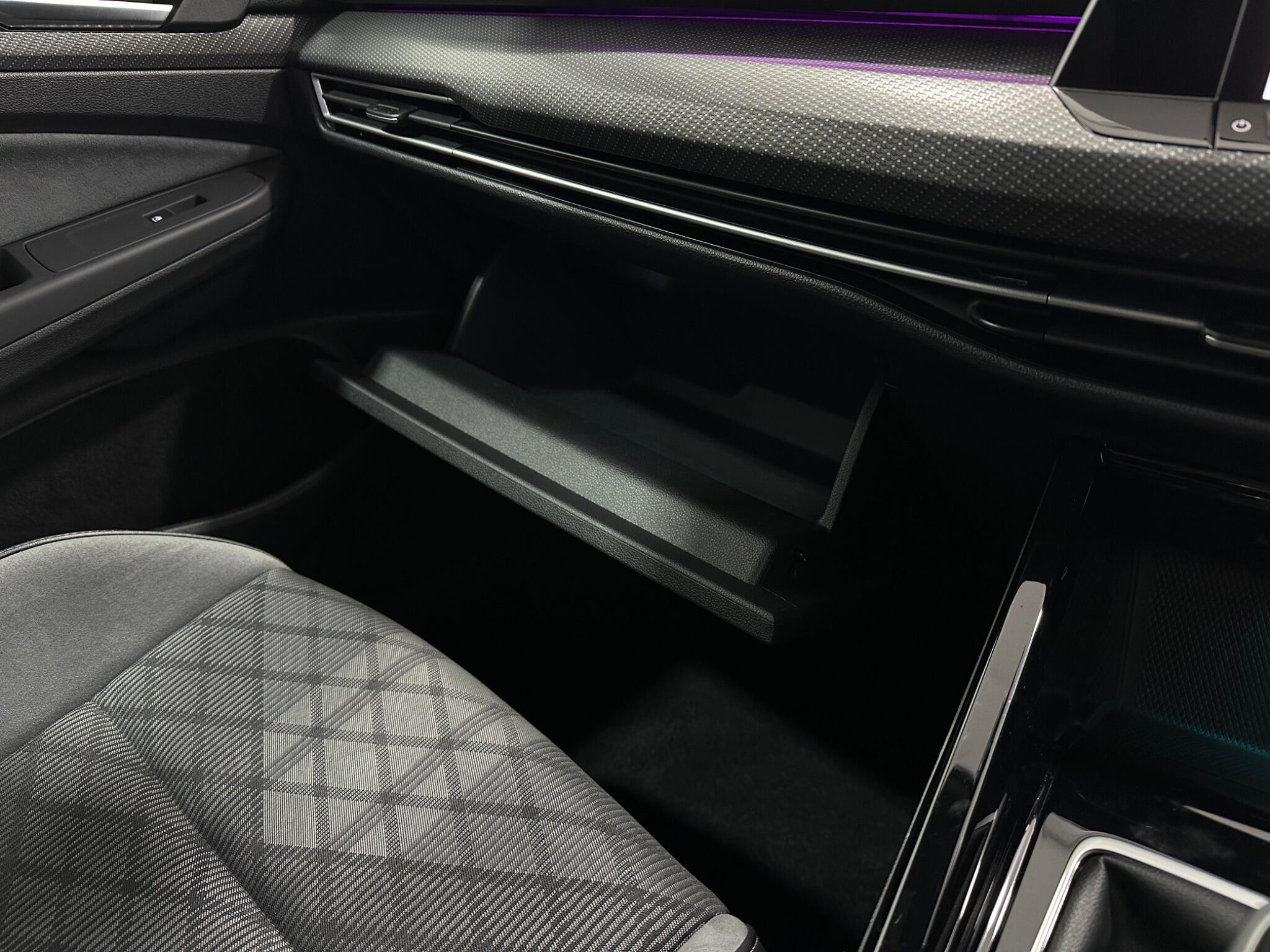 Volkswagen Golf view 26
