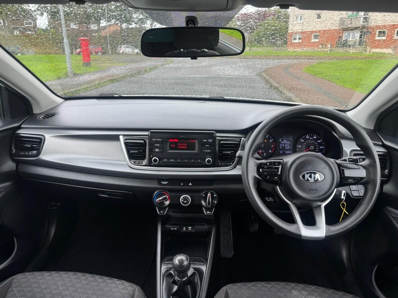 Kia Rio view 19