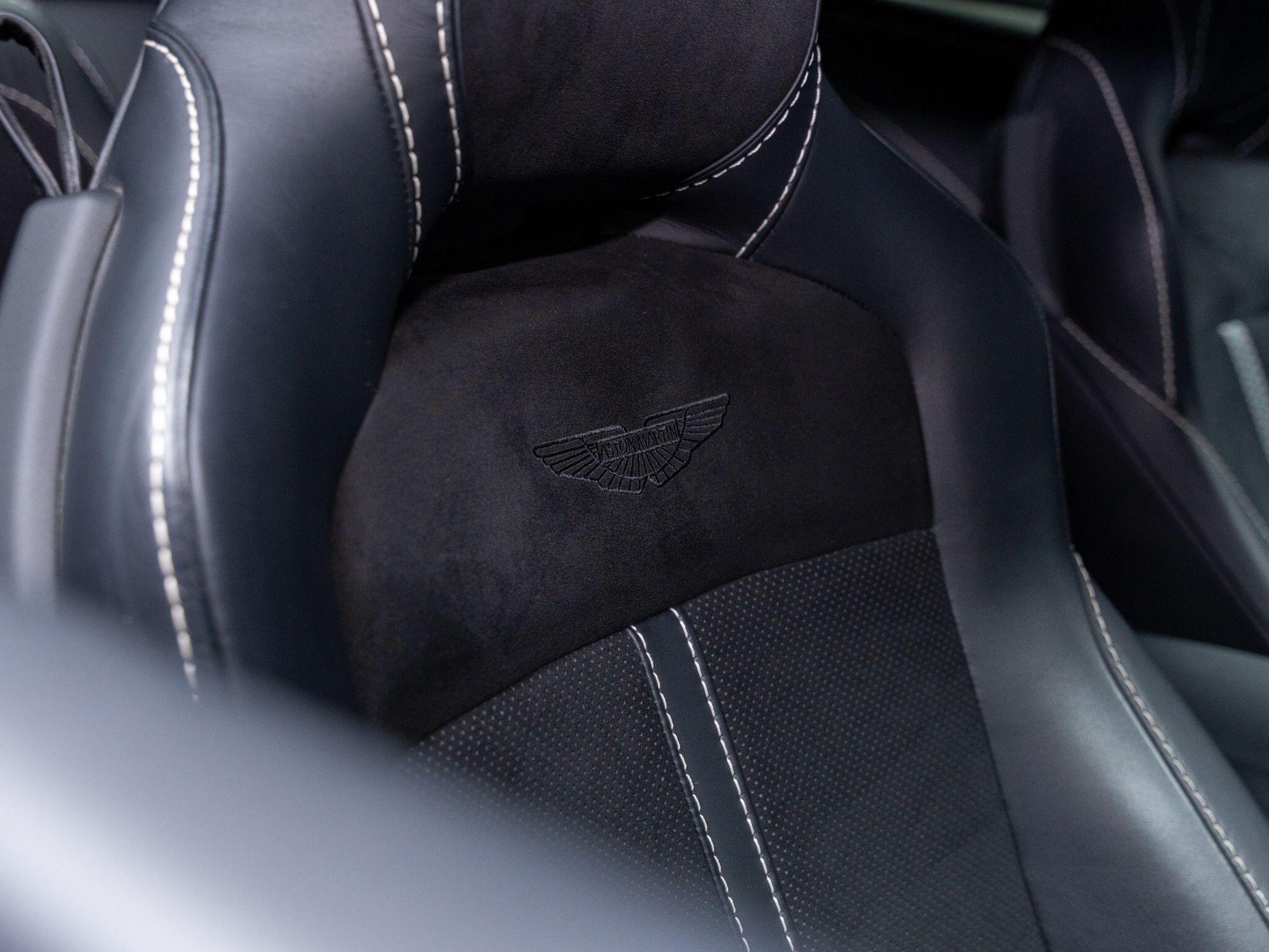 Aston Martin DB11 view 26