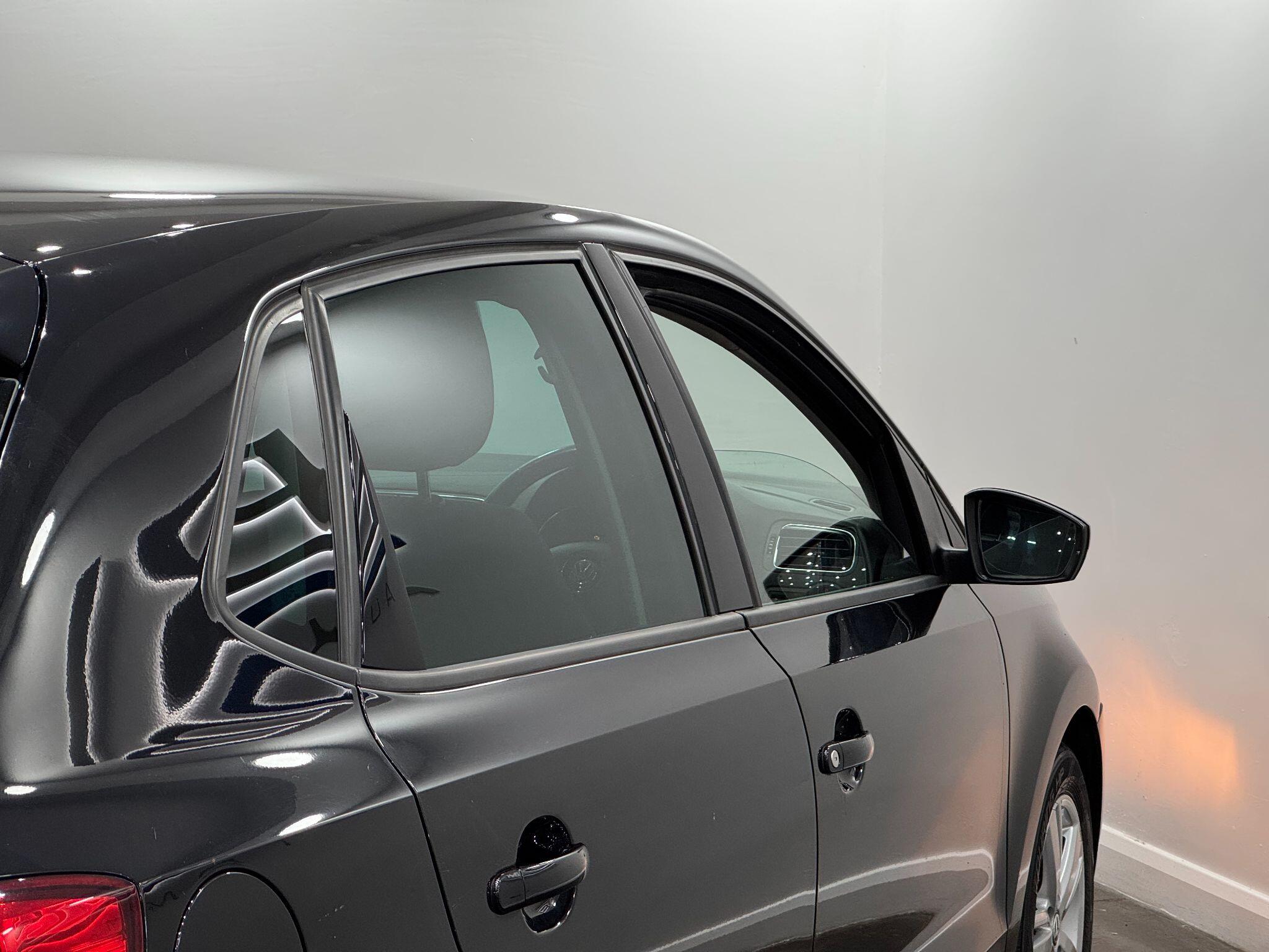 Volkswagen Polo view 25