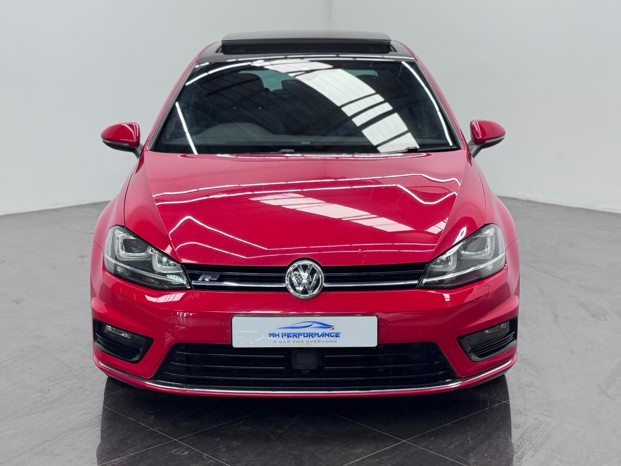 Volkswagen Golf view 2