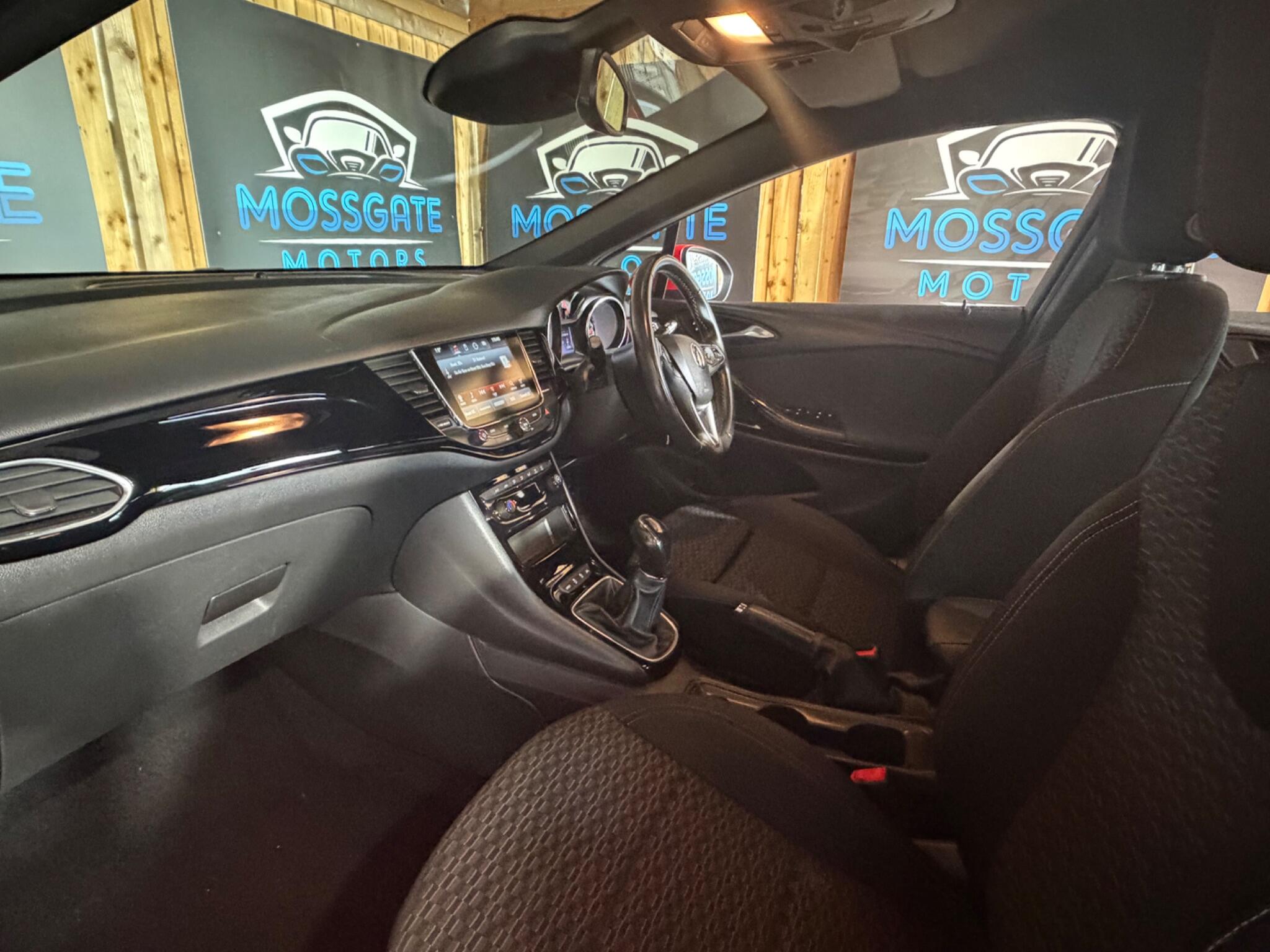 Vauxhall Astra view 39