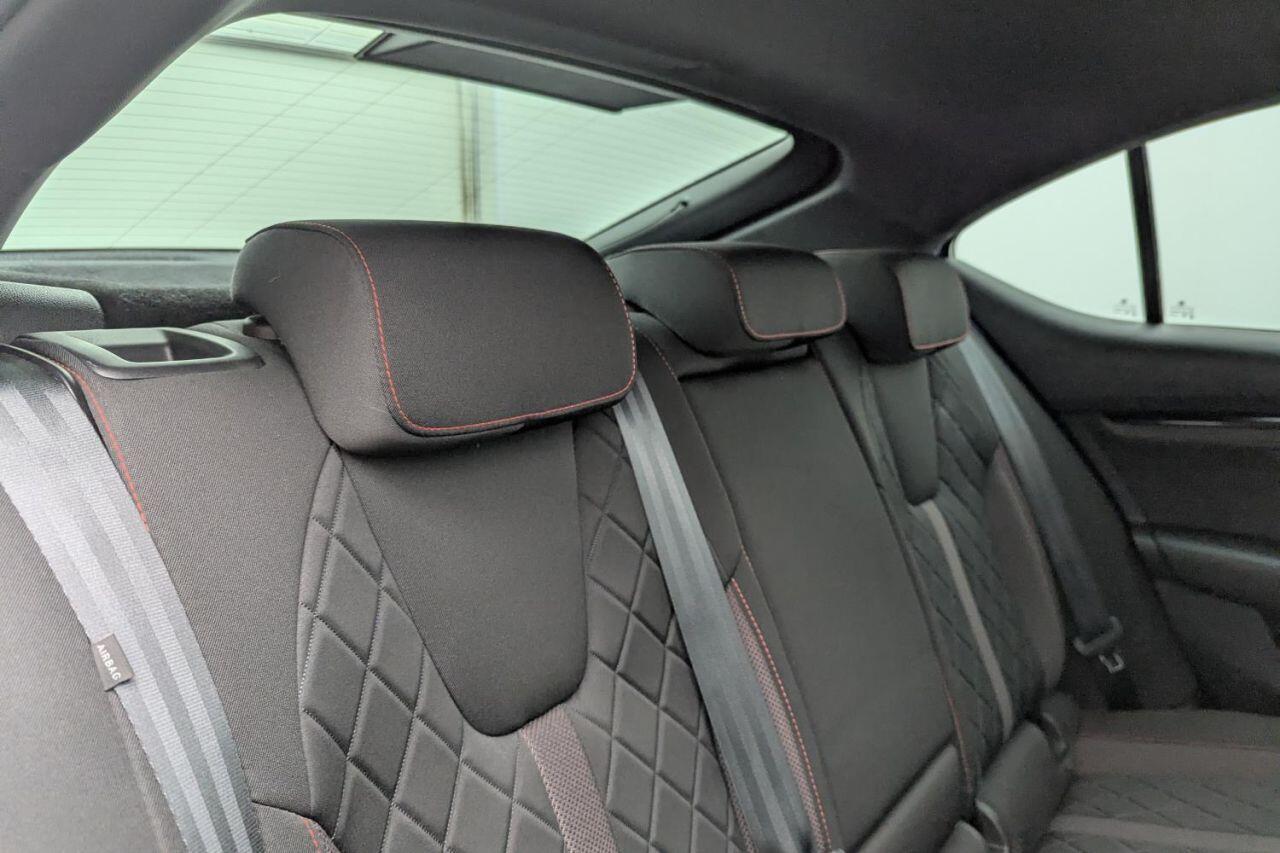 Skoda Octavia view 19