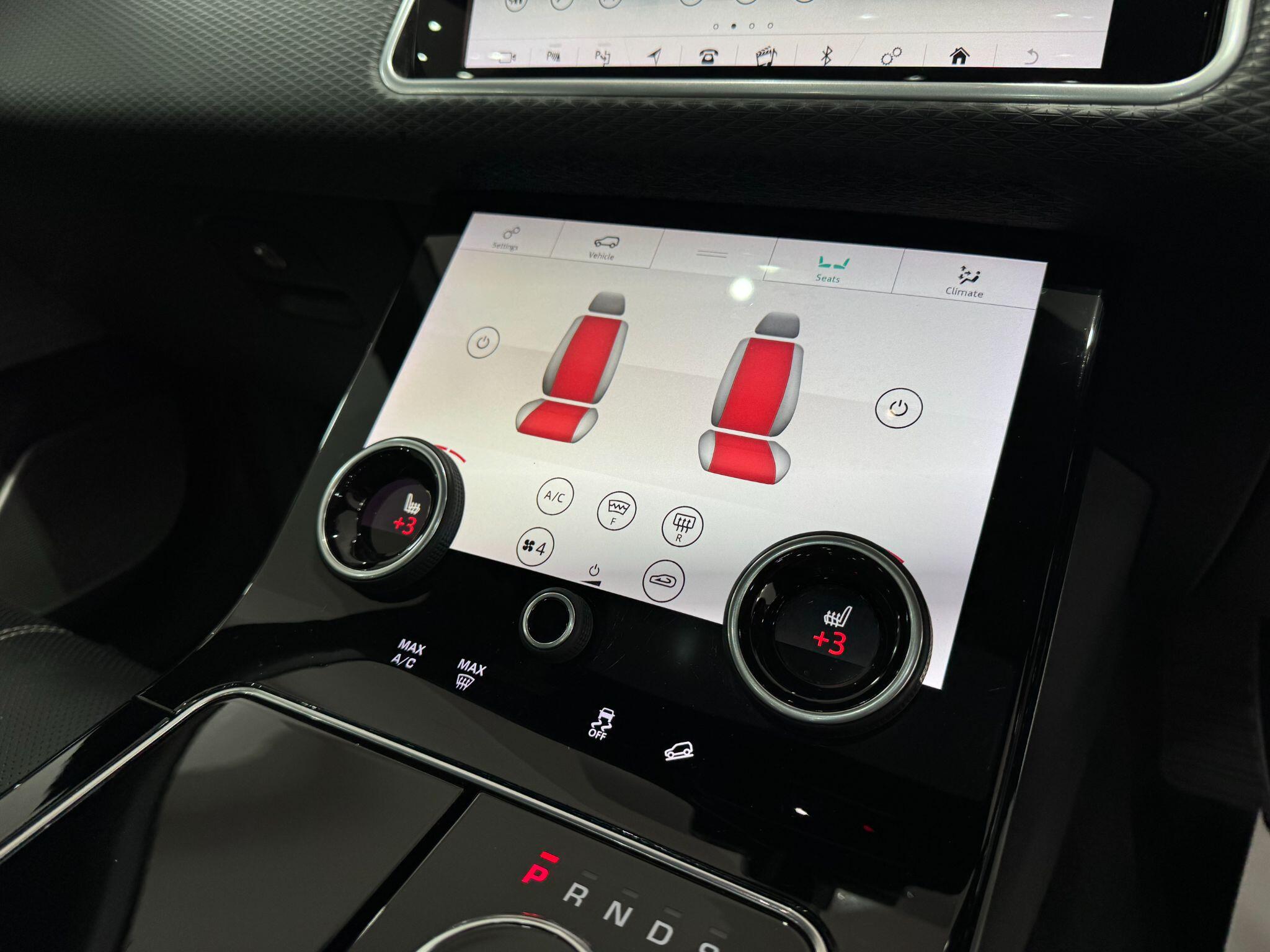 Land Rover Range Rover Velar view 35
