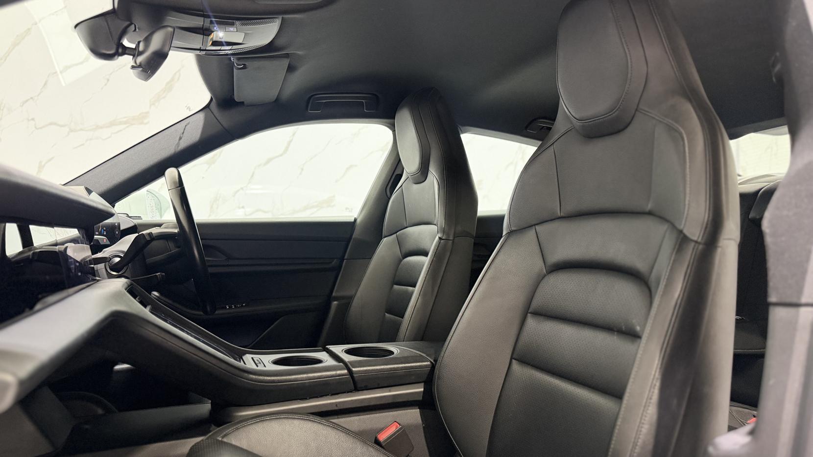 Porsche Taycan view 29