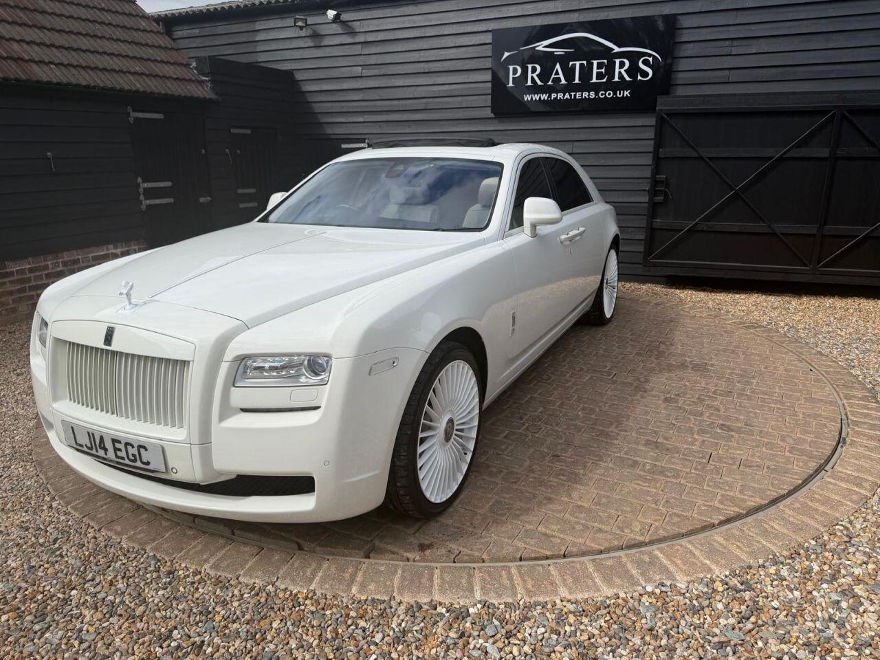 Rolls-Royce Ghost view 36