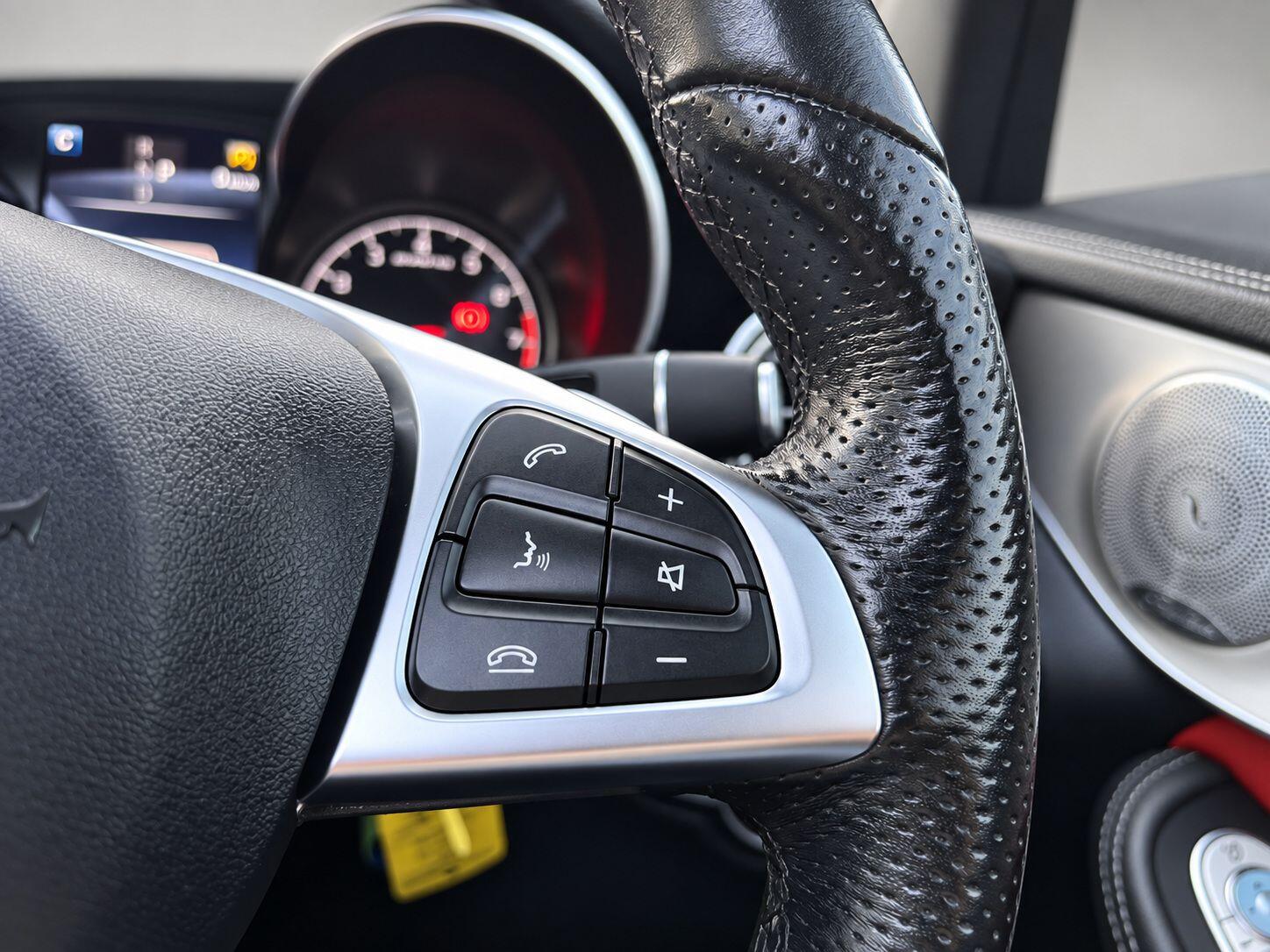 Mercedes-Benz GLC view 38