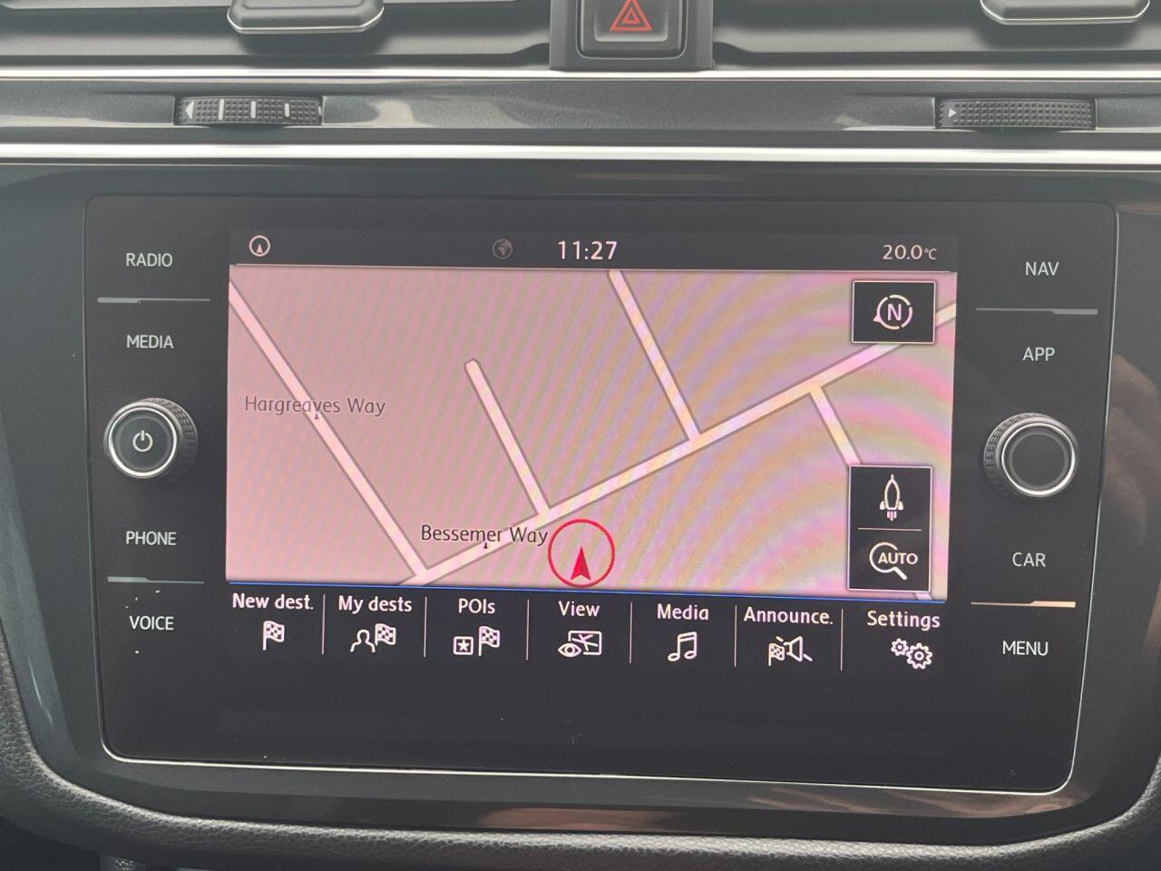 Volkswagen Tiguan view 25