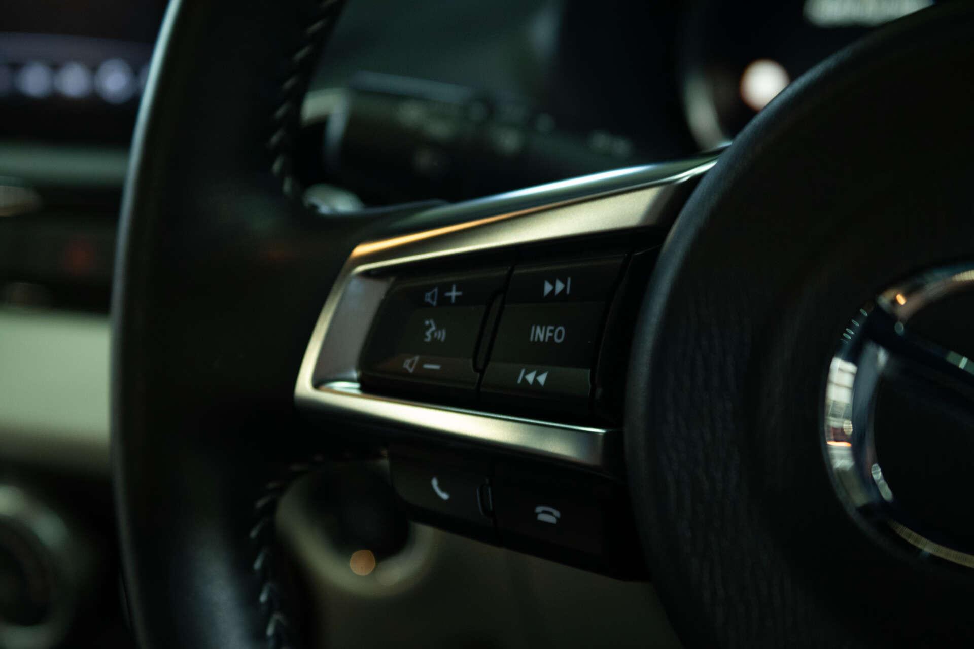 Mazda MX-5 view 40