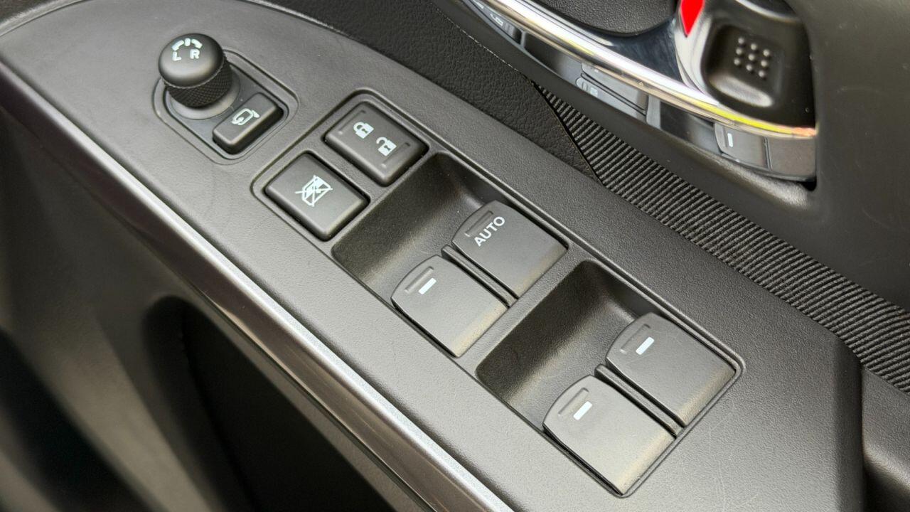 Suzuki S-Cross view 31