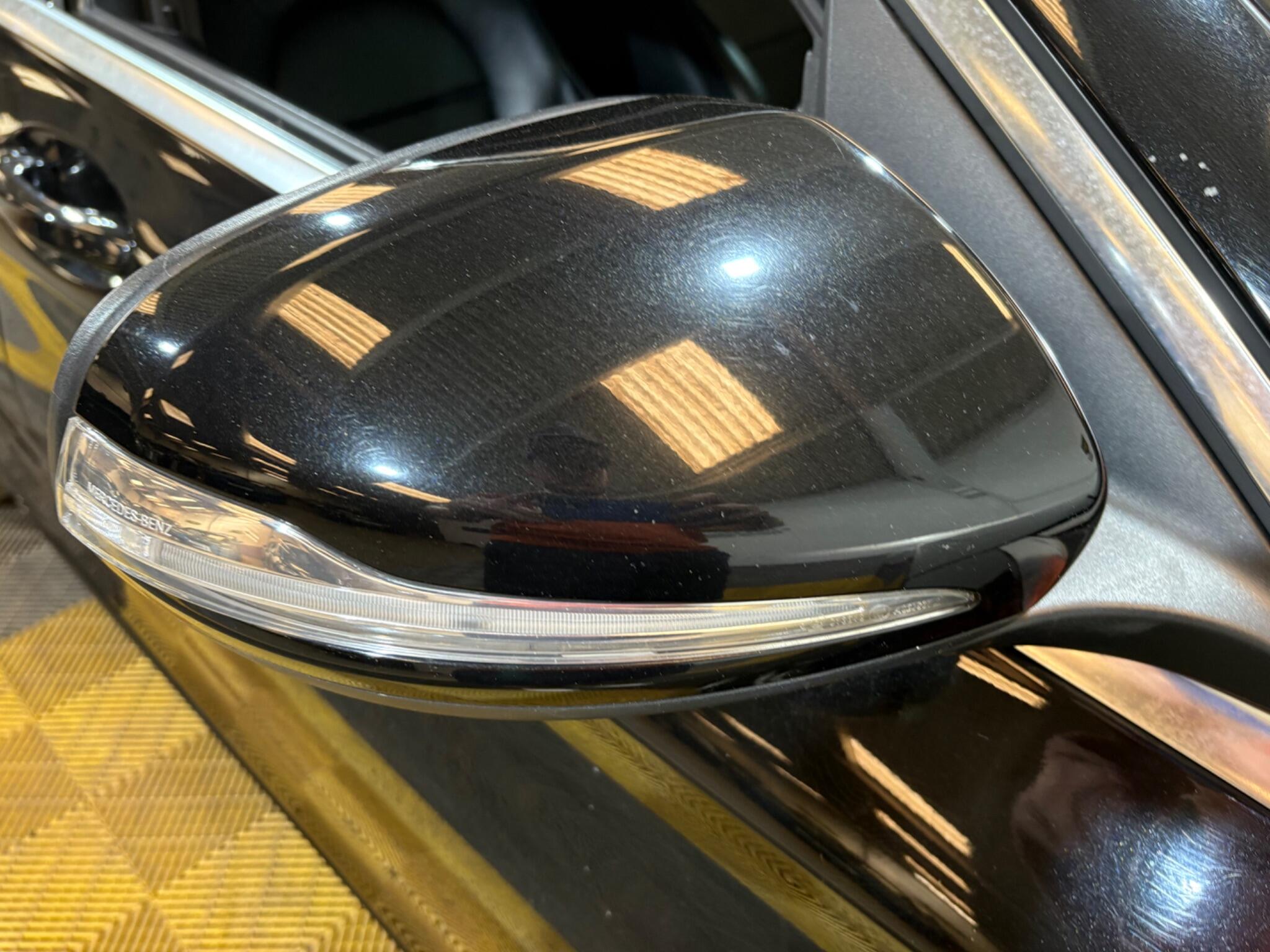 Mercedes-Benz C Class view 30