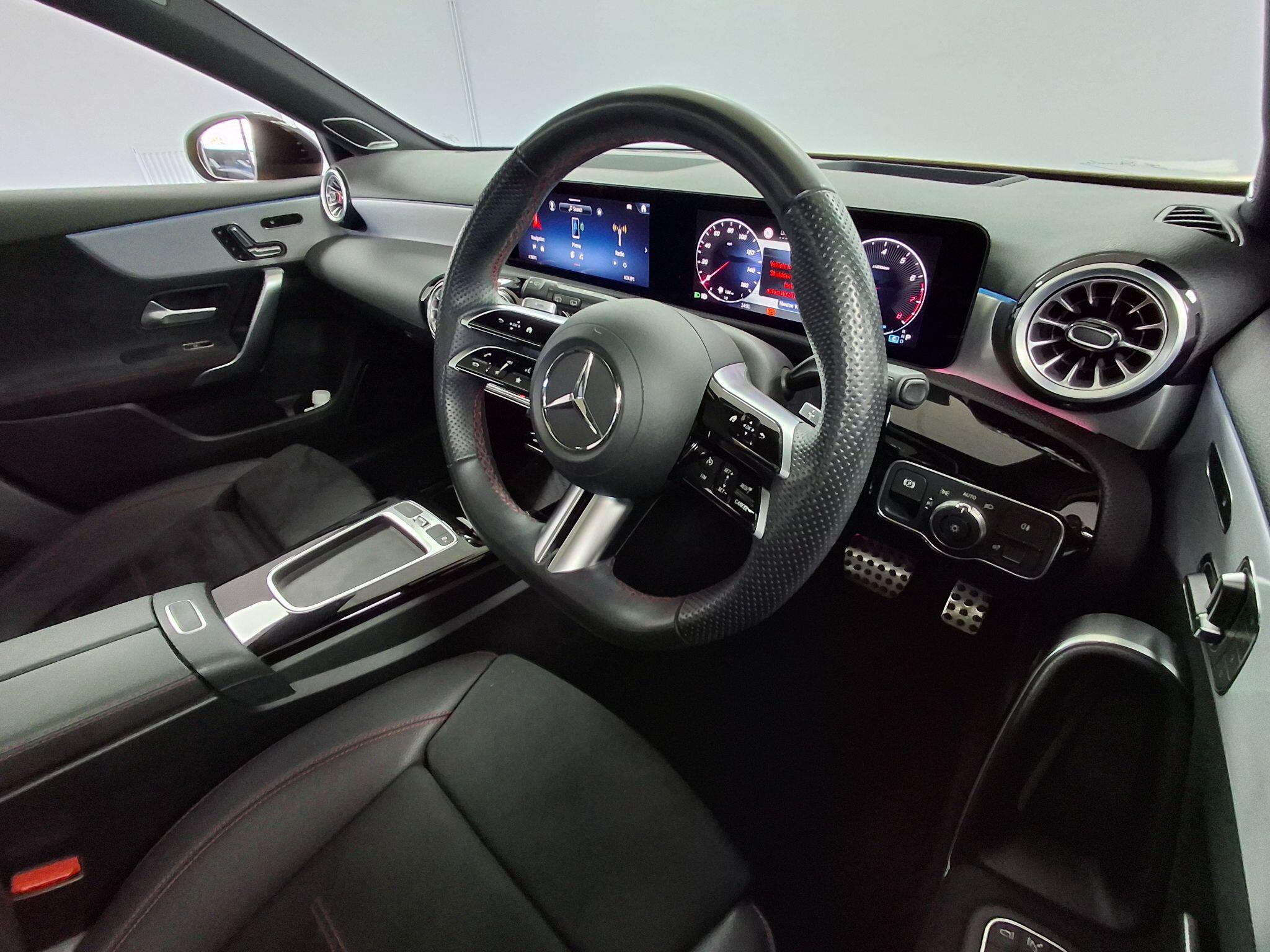 Mercedes-Benz A-Class view 22