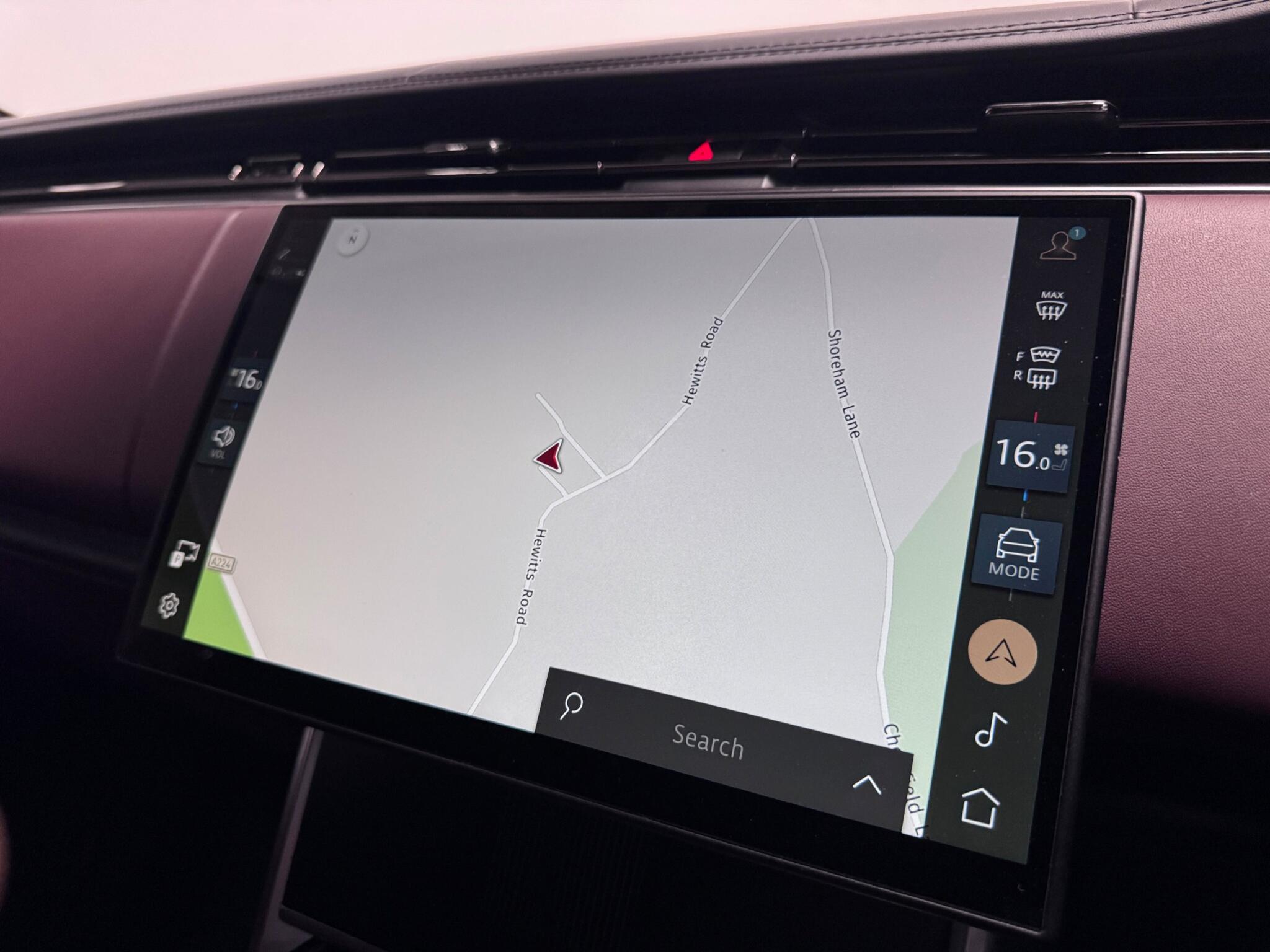 Land Rover Range Rover view 16