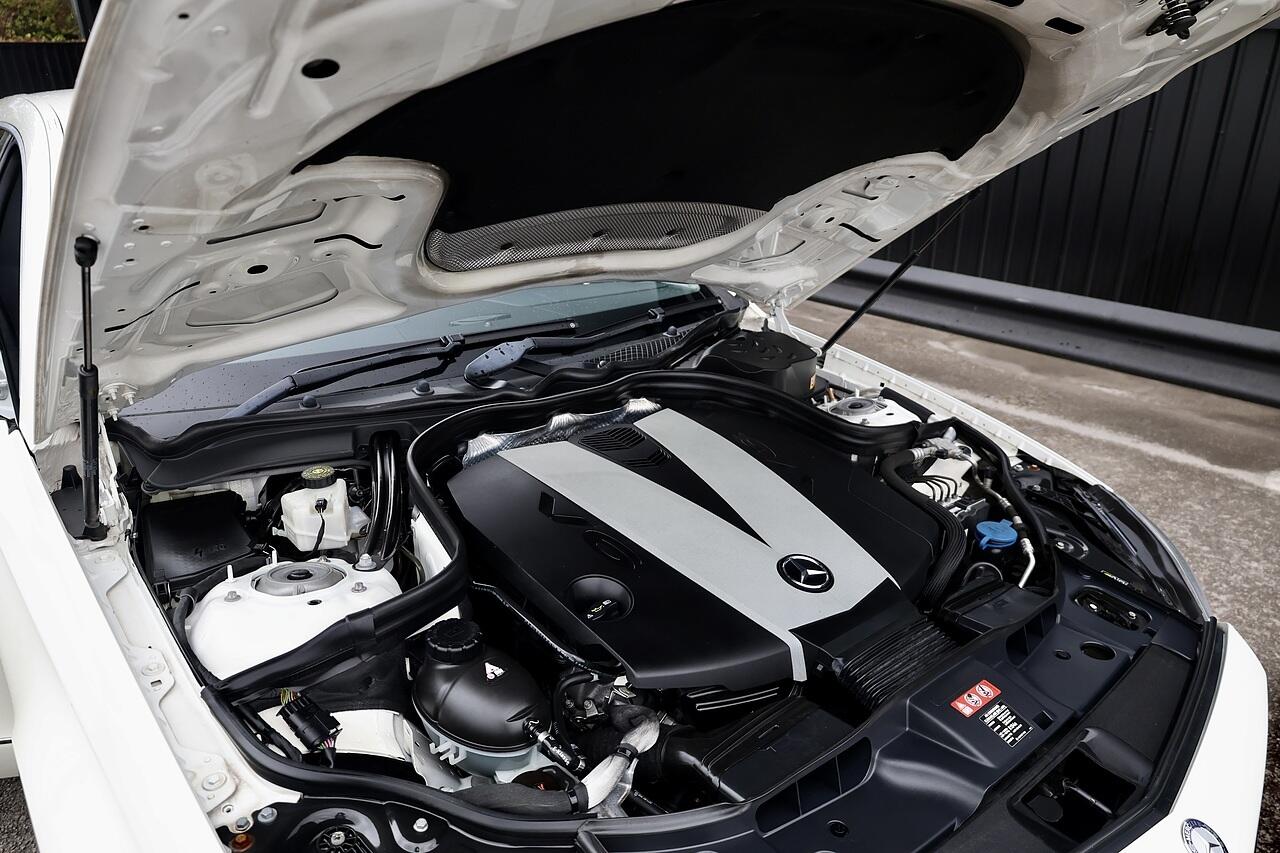 Mercedes-Benz CLS view 20