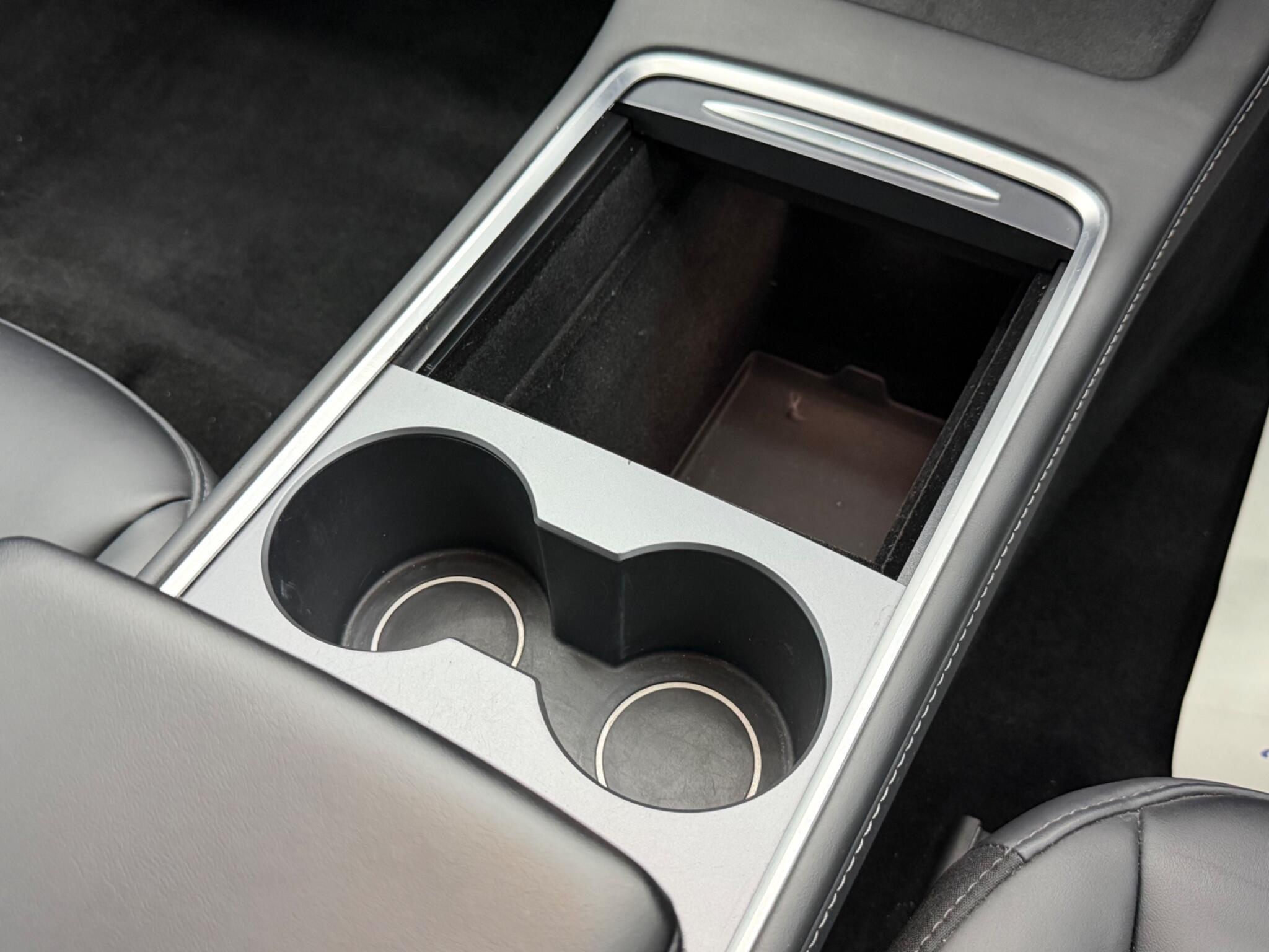 Tesla Model 3 view 25