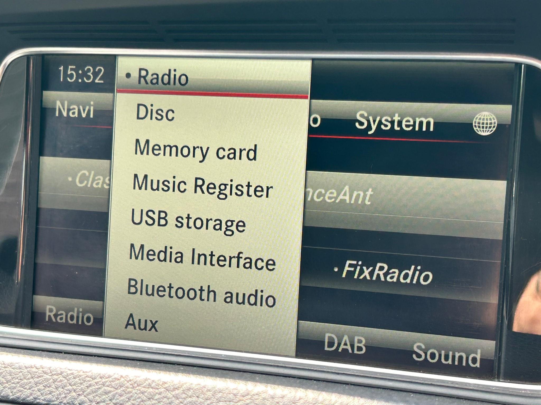 Mercedes-Benz E-Class view 13