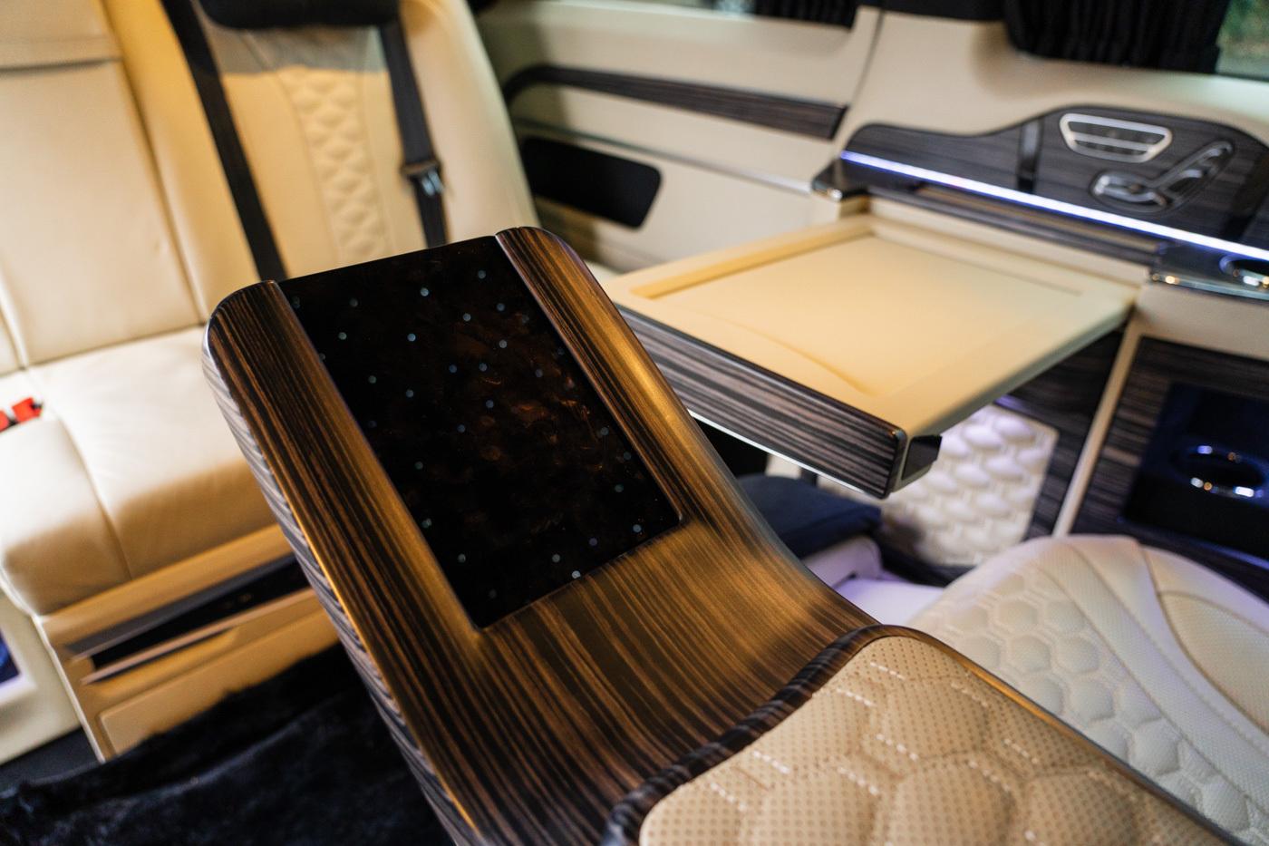 Mercedes-Benz V-Class view 14