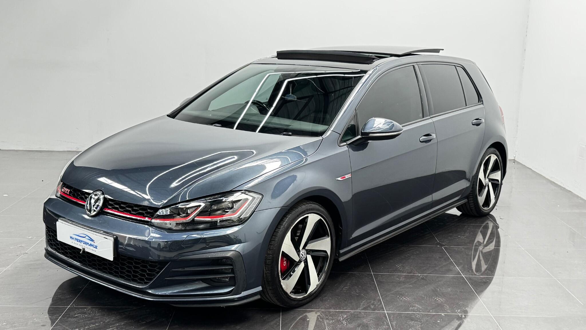 Volkswagen Golf view 22