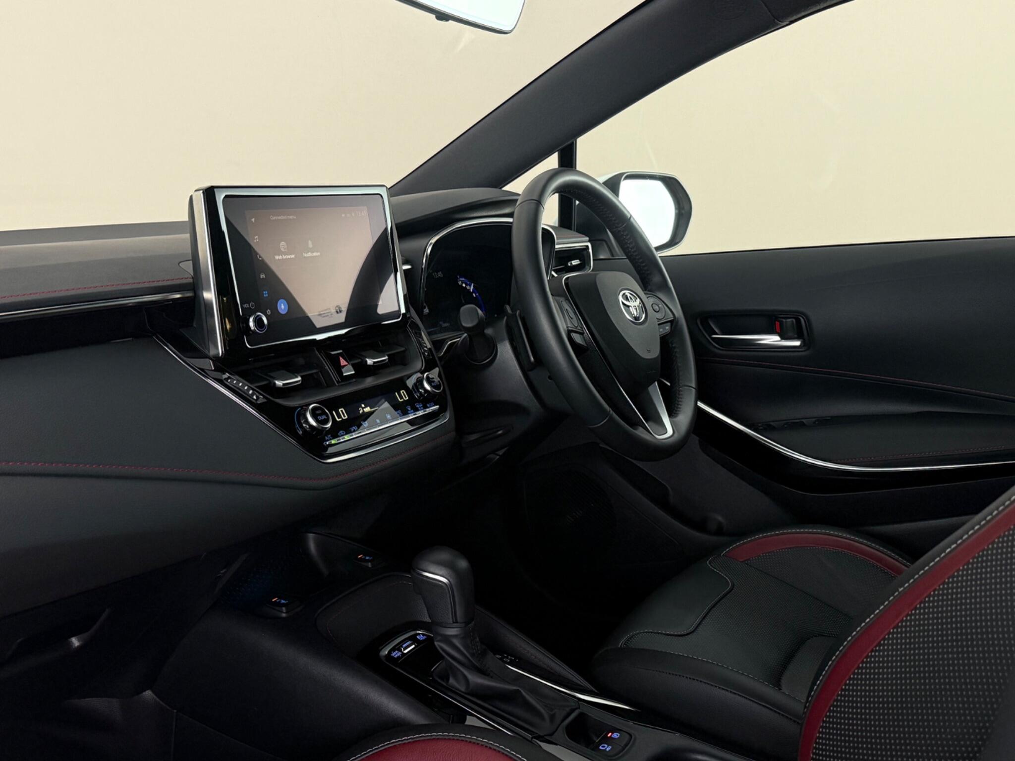 Toyota Corolla view 12