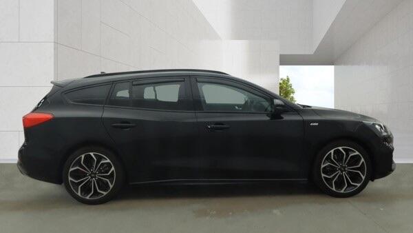 Ford Focus view 11