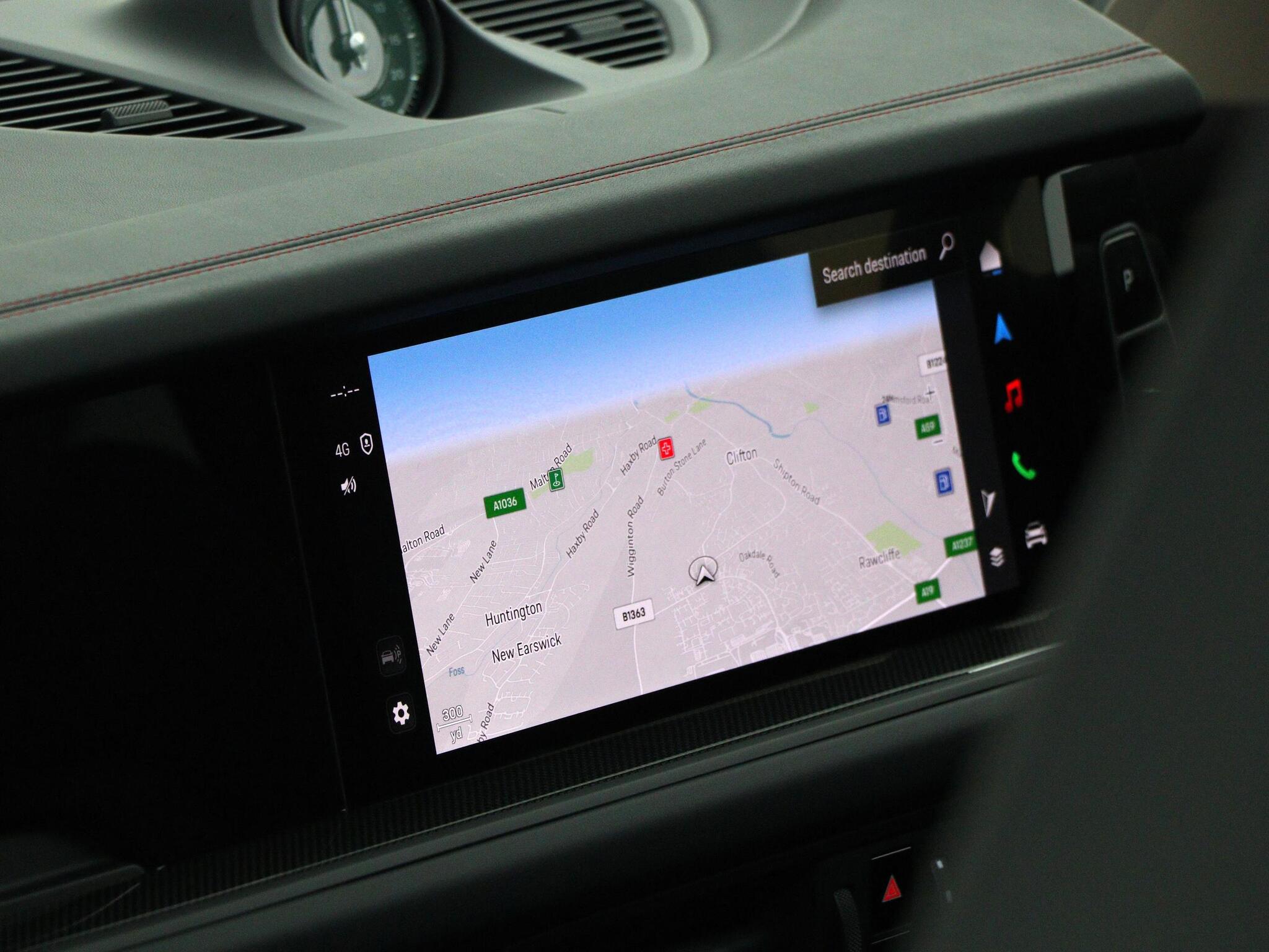 Porsche Cayenne view 23