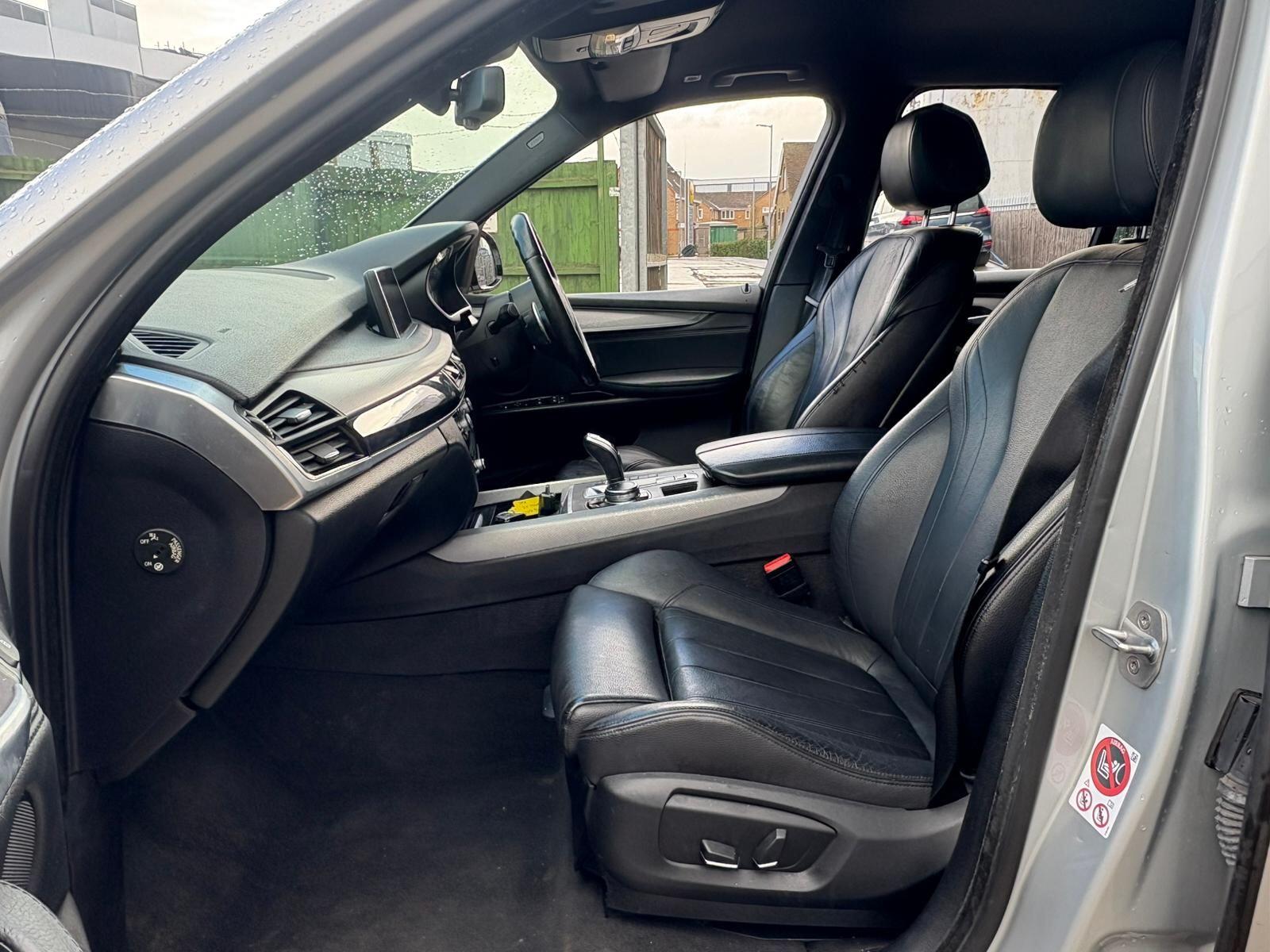 BMW X5 view 18