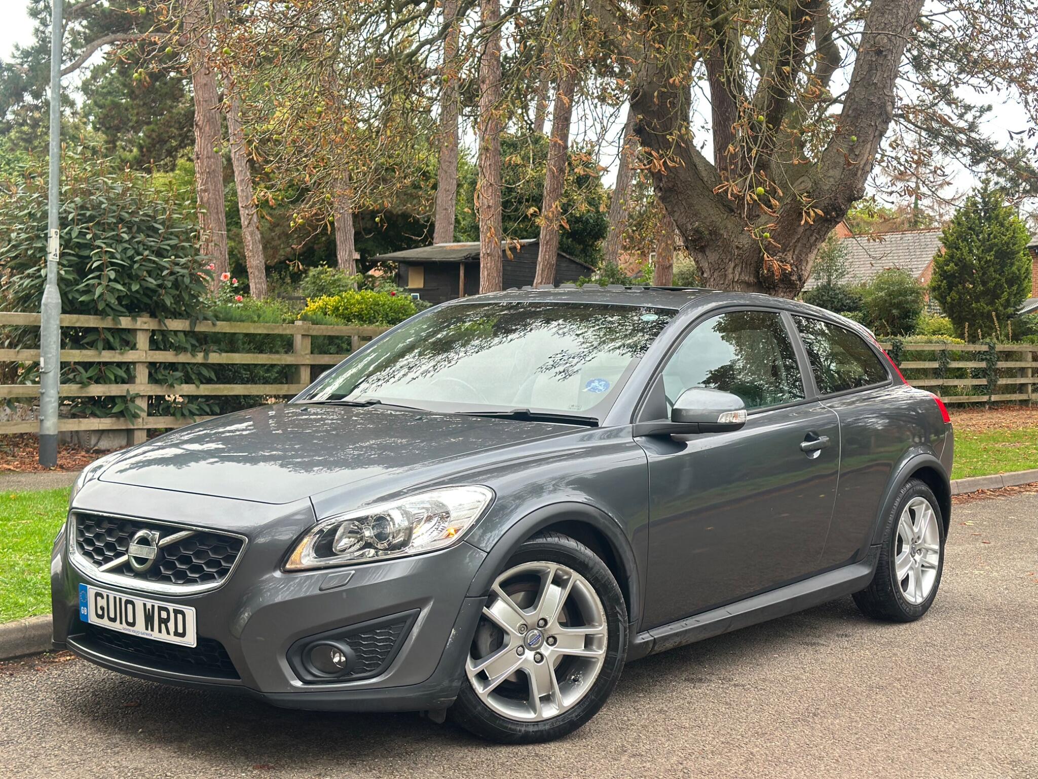 2010 Volvo C30 image 1