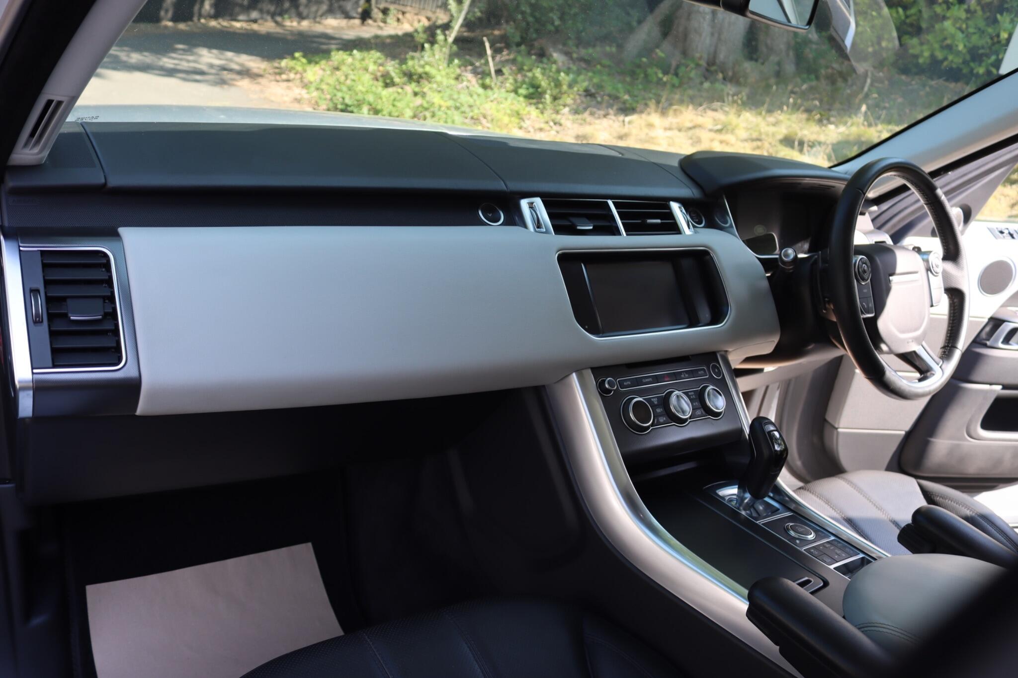 Land Rover Range Rover Sport view 41