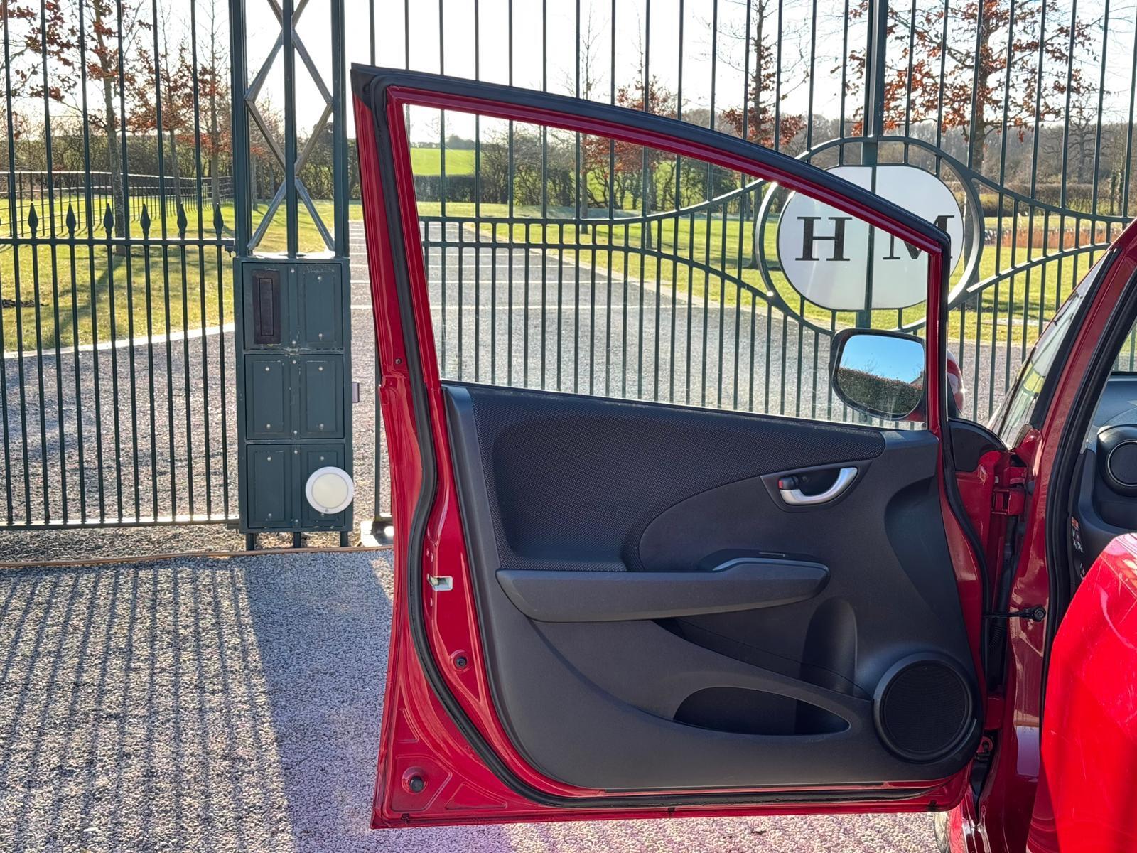 2013 Honda Jazz image 19