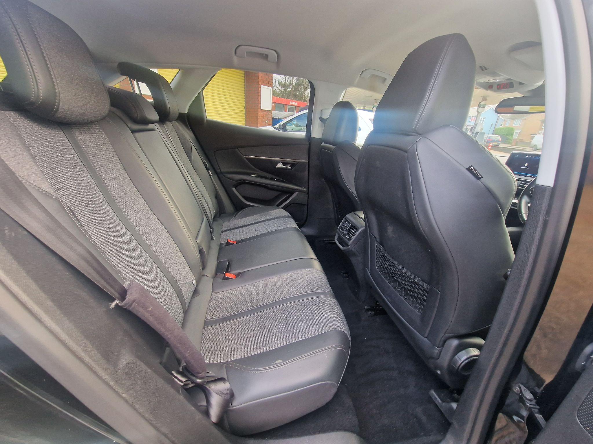 2019 Peugeot 3008 1.2 PureTech Allure Euro 6 (s/s) 5dr • 96,000 miles image 19