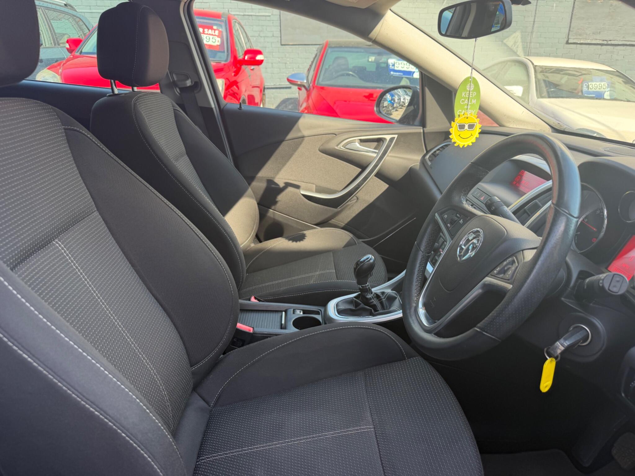 Vauxhall Astra view 10