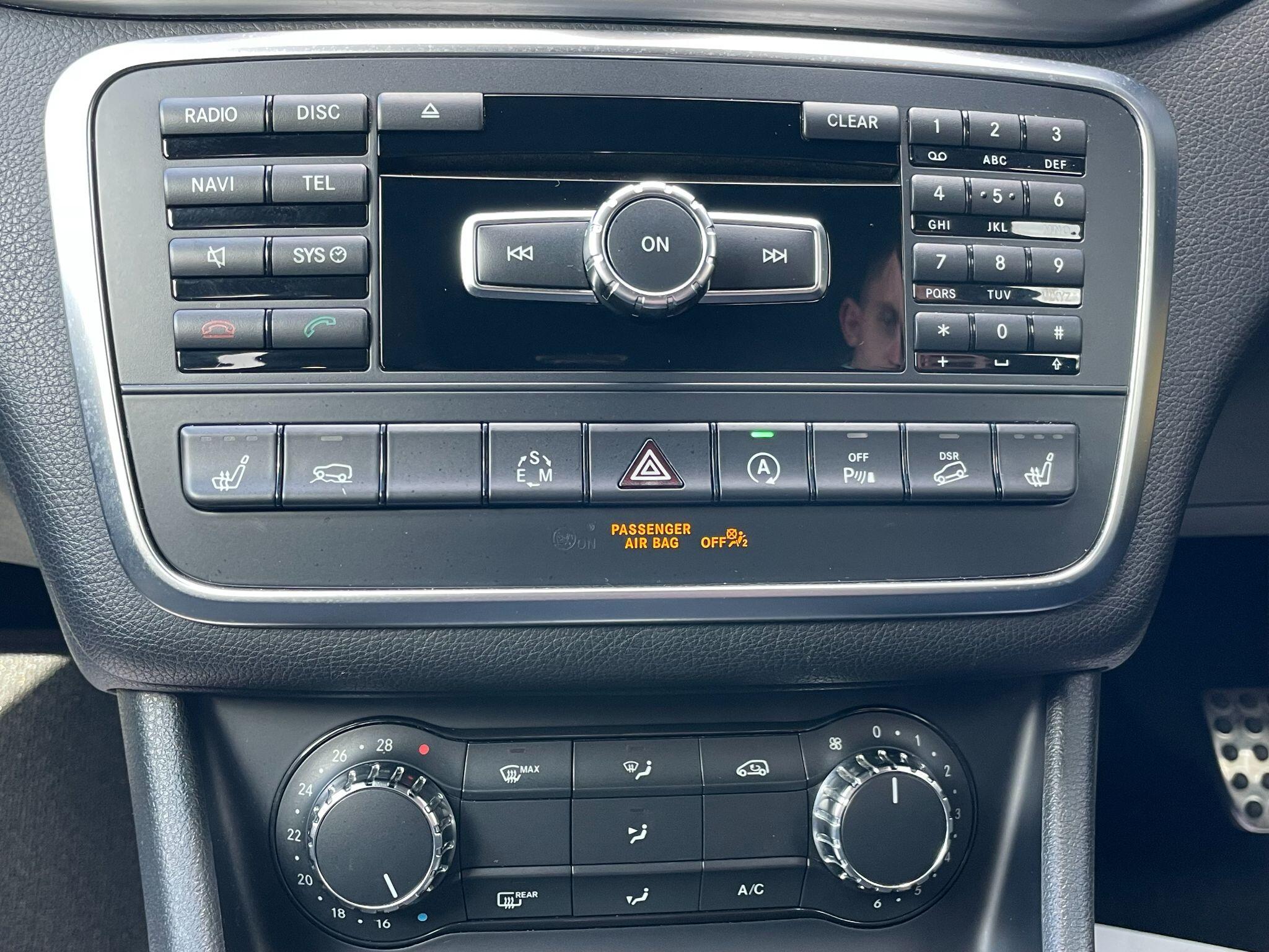 Mercedes-Benz Gla view 29