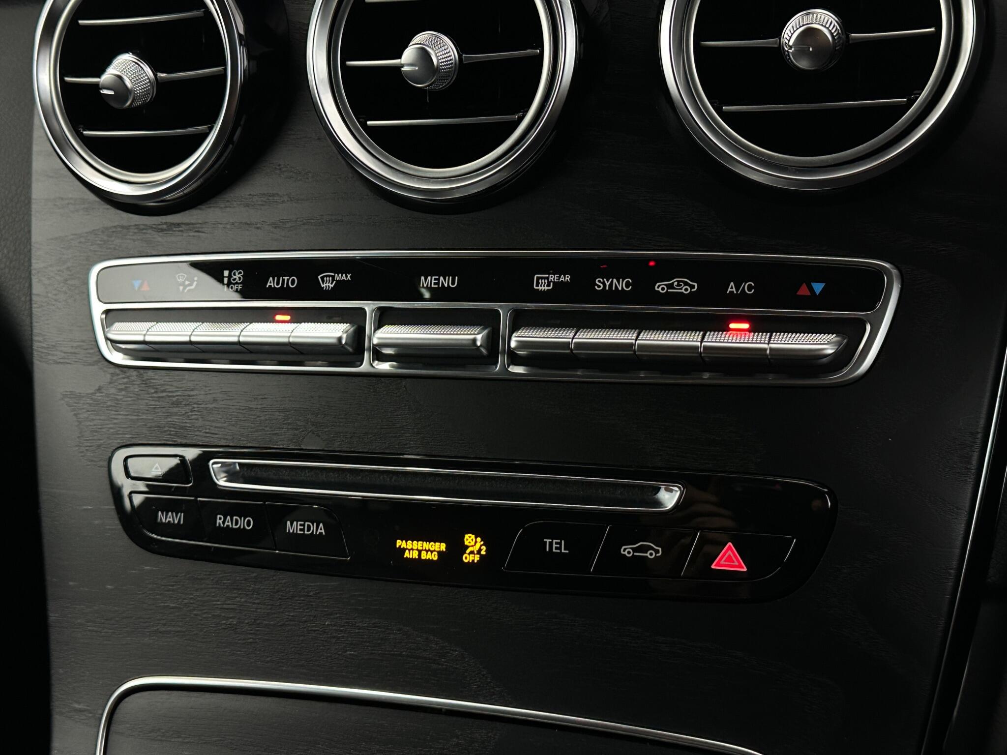 Mercedes-Benz GLC view 23
