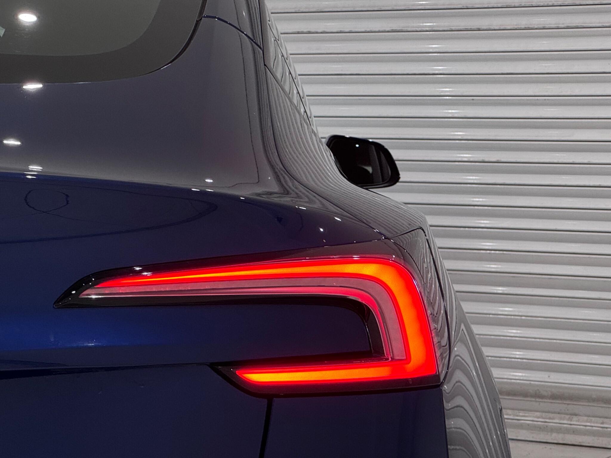 Tesla Model 3 view 27