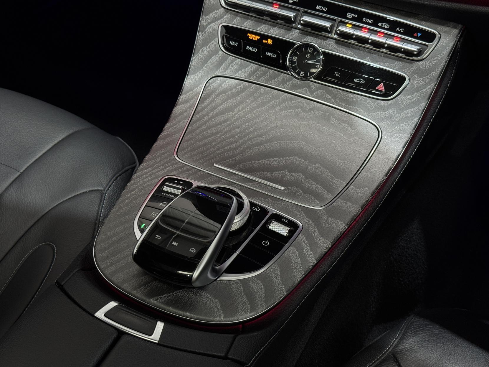 Mercedes-Benz CLS view 39
