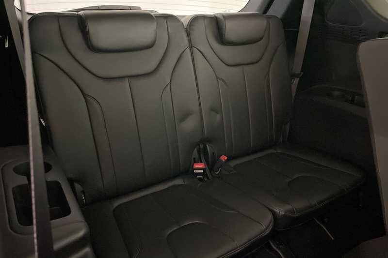 Hyundai Santa Fe view 36