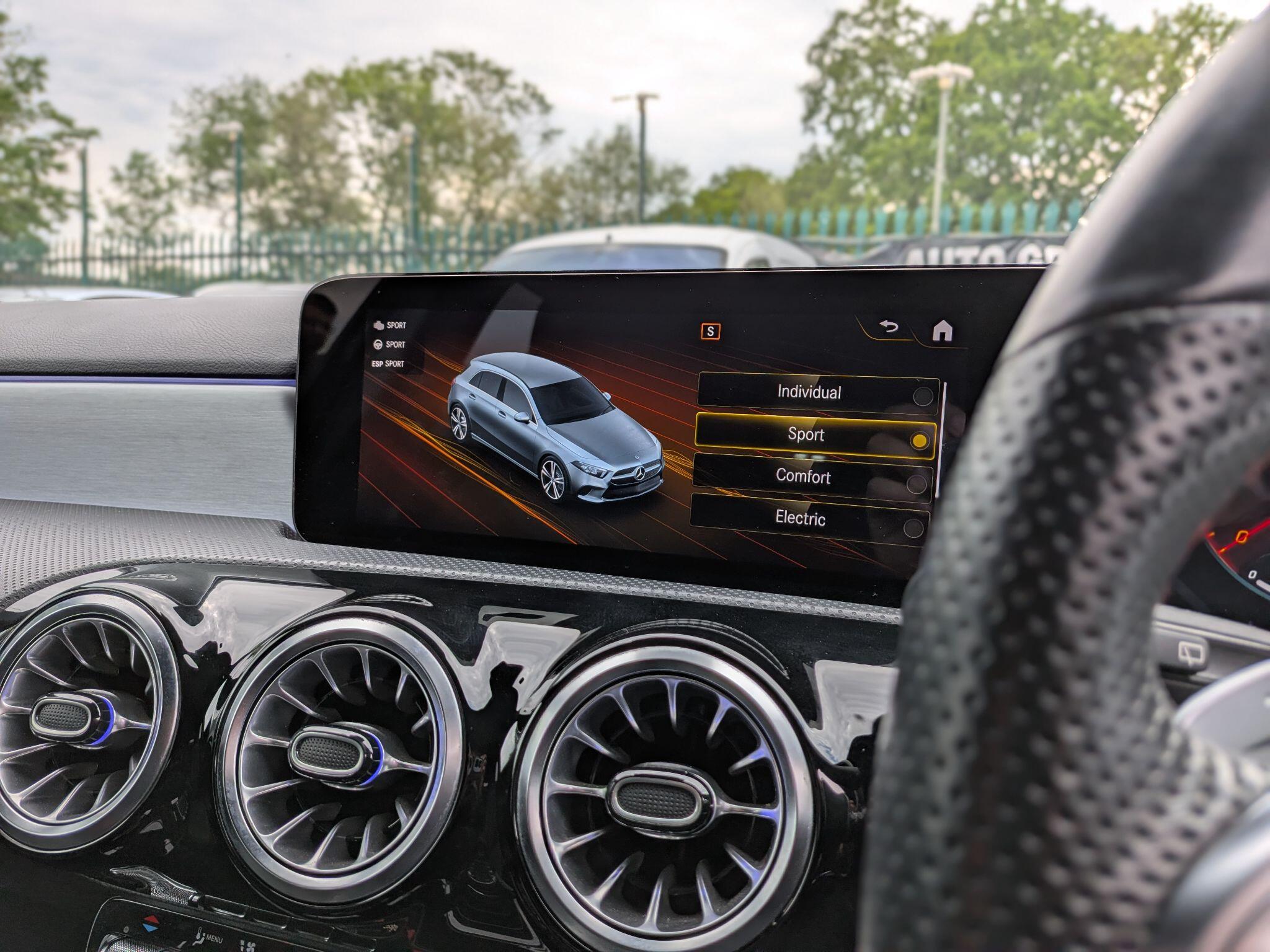 Mercedes-Benz A Class view 37